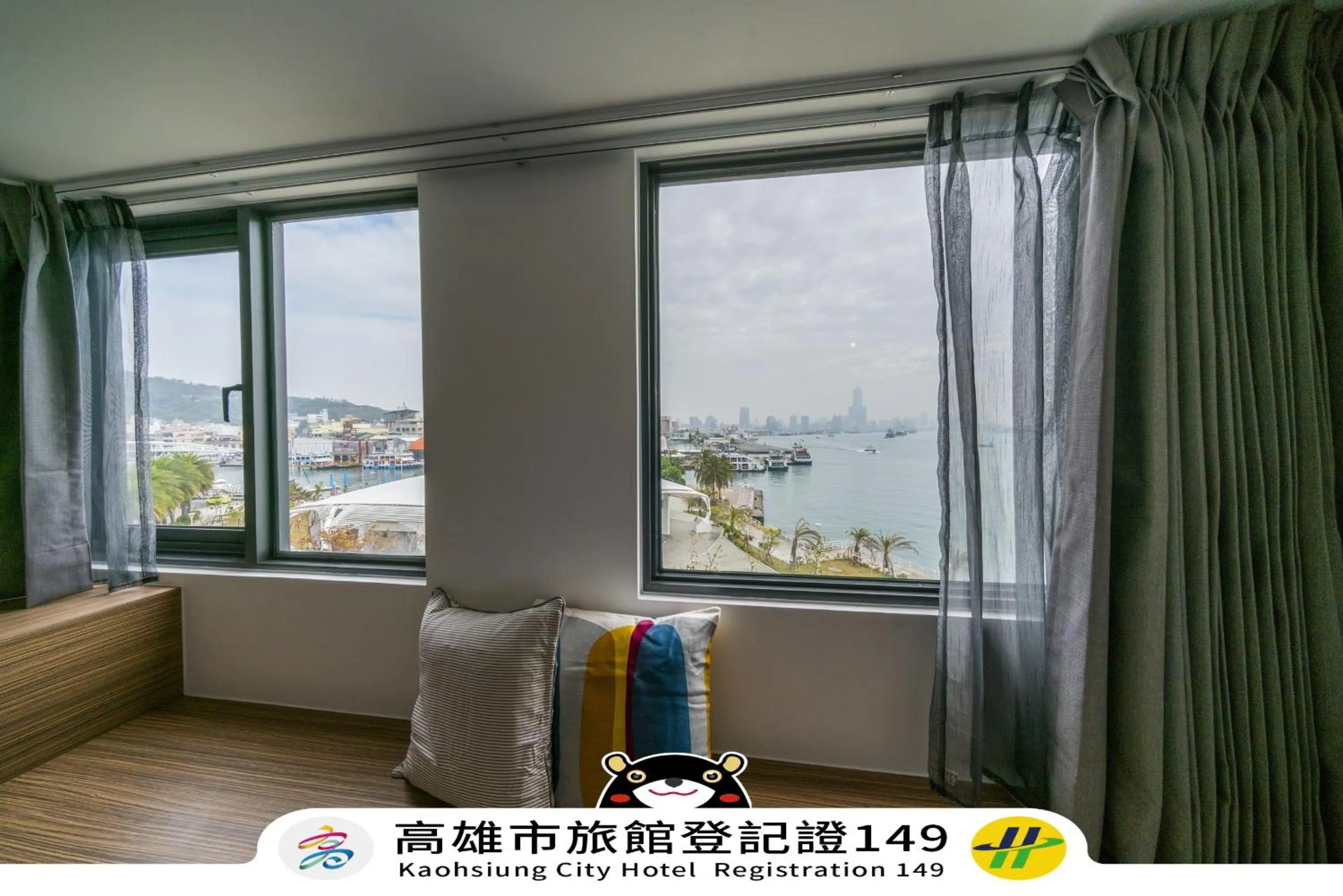 Watermark Hotel-The Harbour