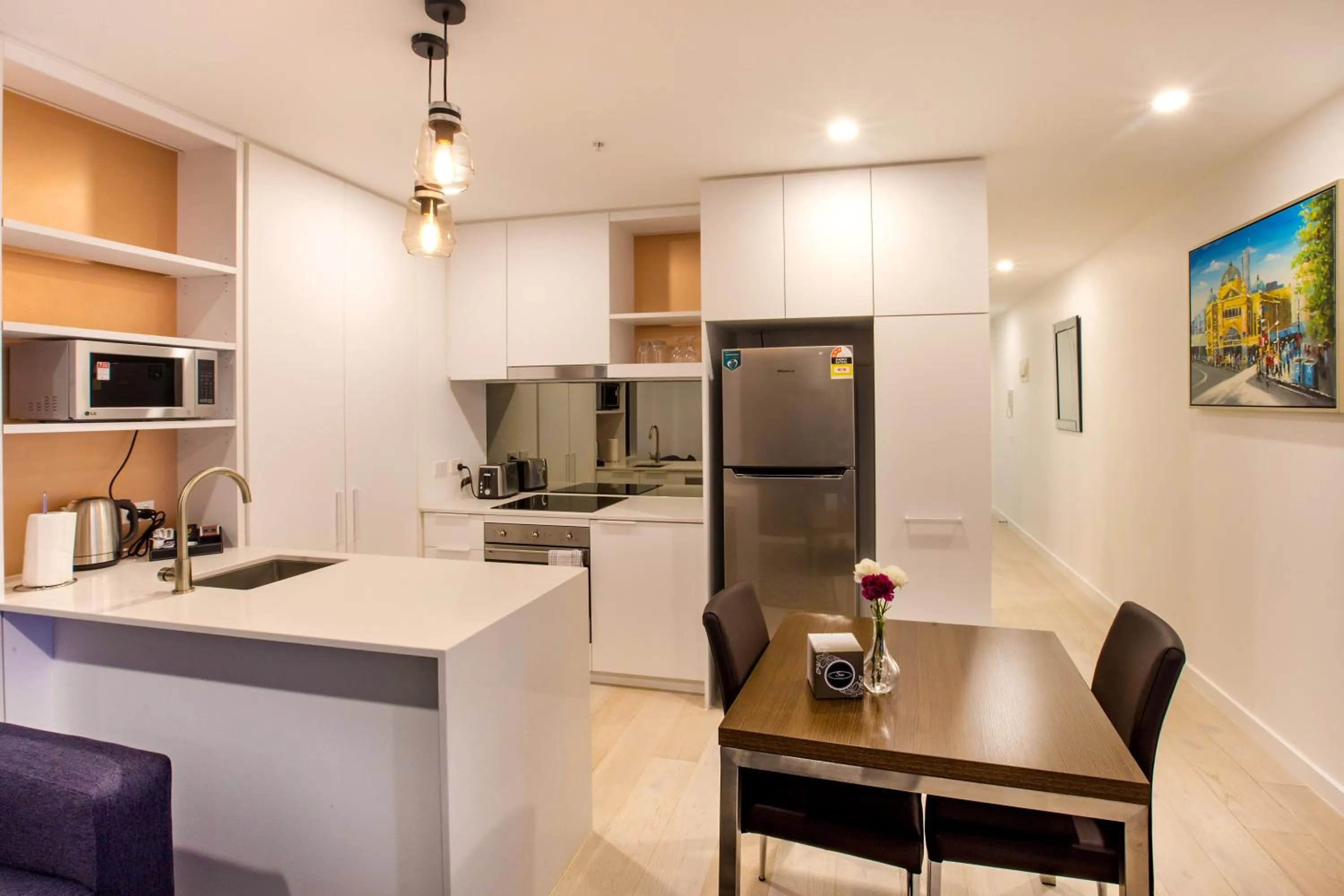 Coffee/tea facilities in Spencer Street Apartments