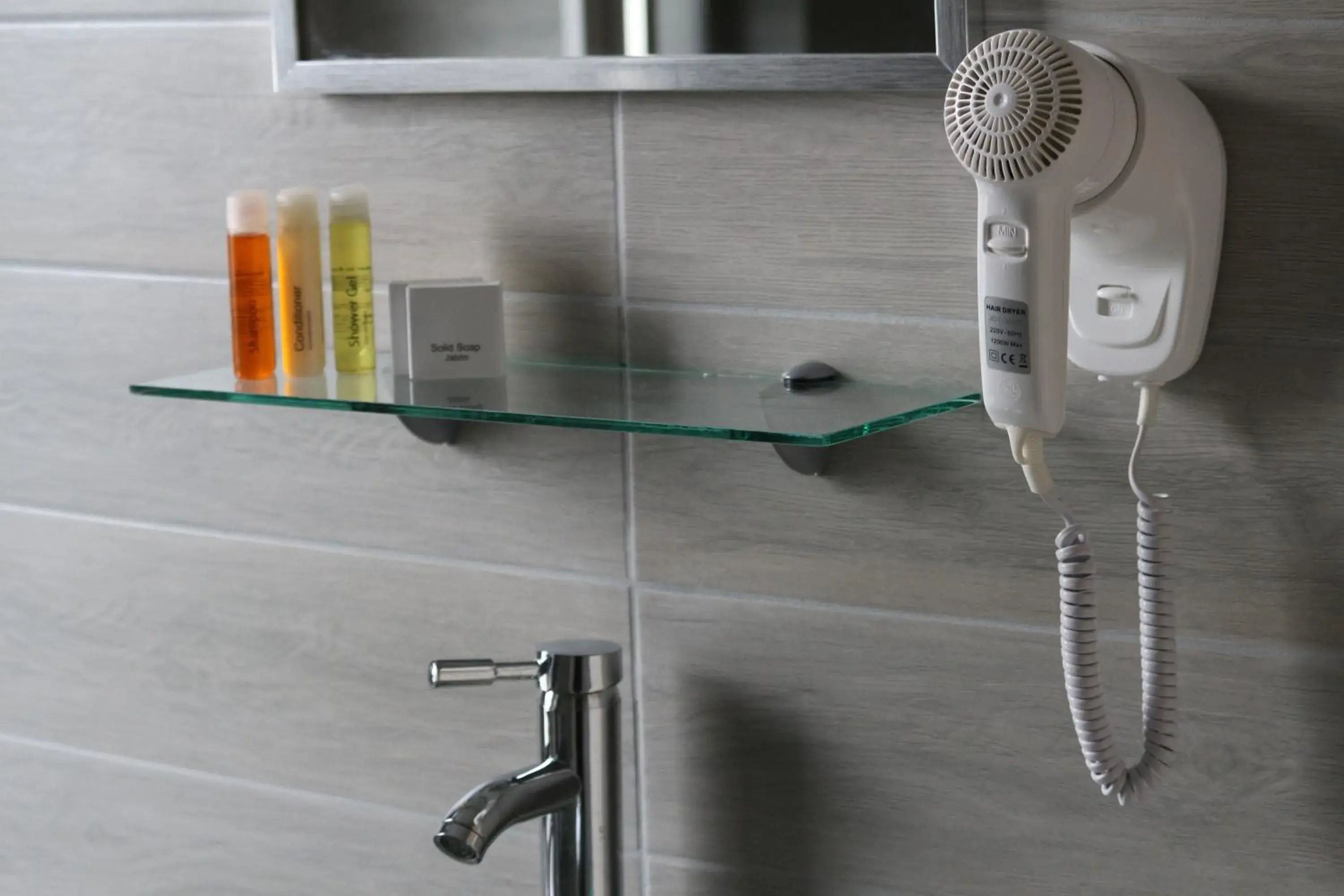 Triple Room - single occupancy in Casa de la Patagonia Triple Room - single occupancy in Casa de la Patagonia