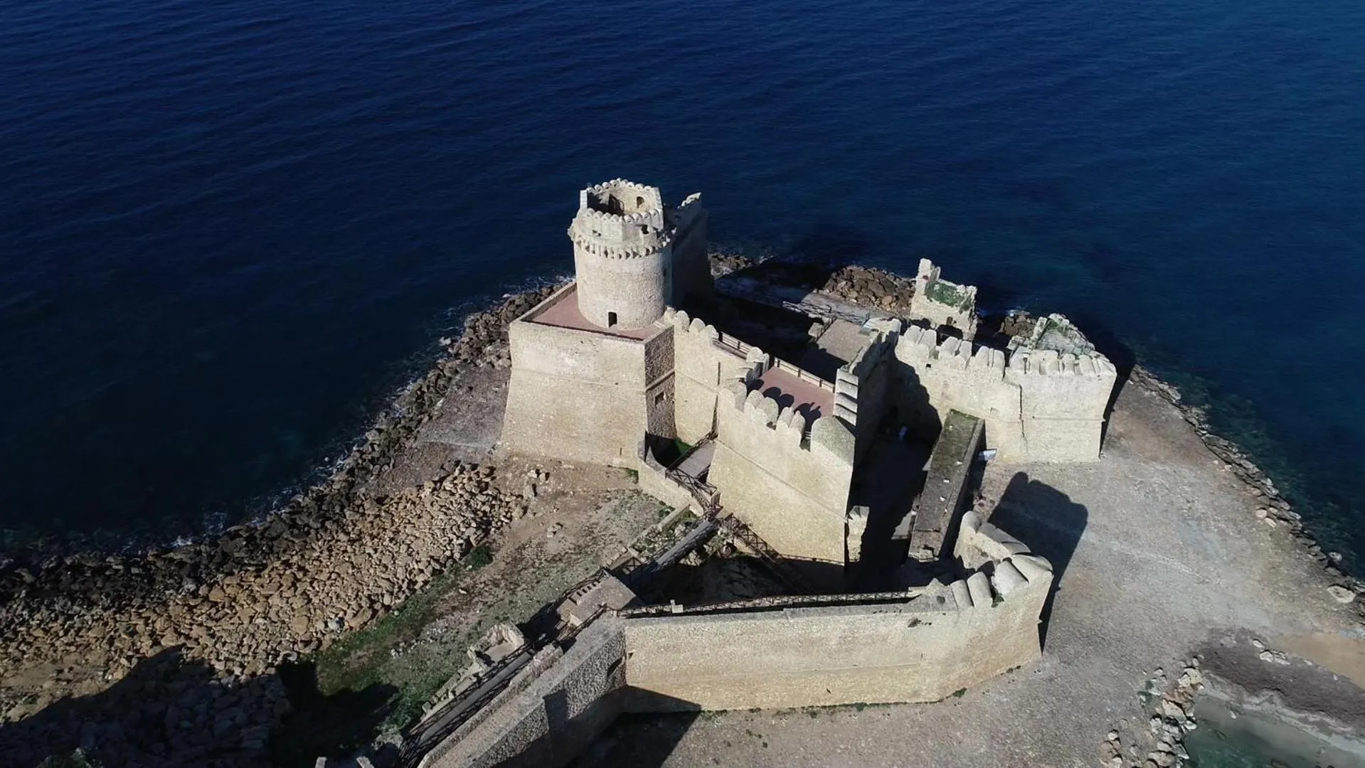 Nearby landmark in Hotel Onda Bleu
