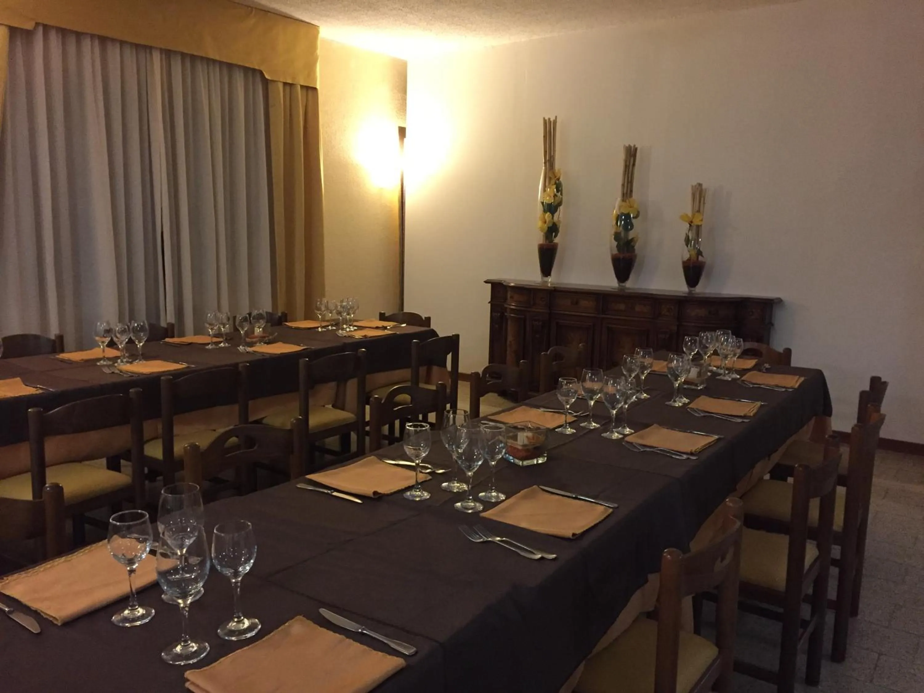 Restaurant/places to eat in Hotel Onda Bleu