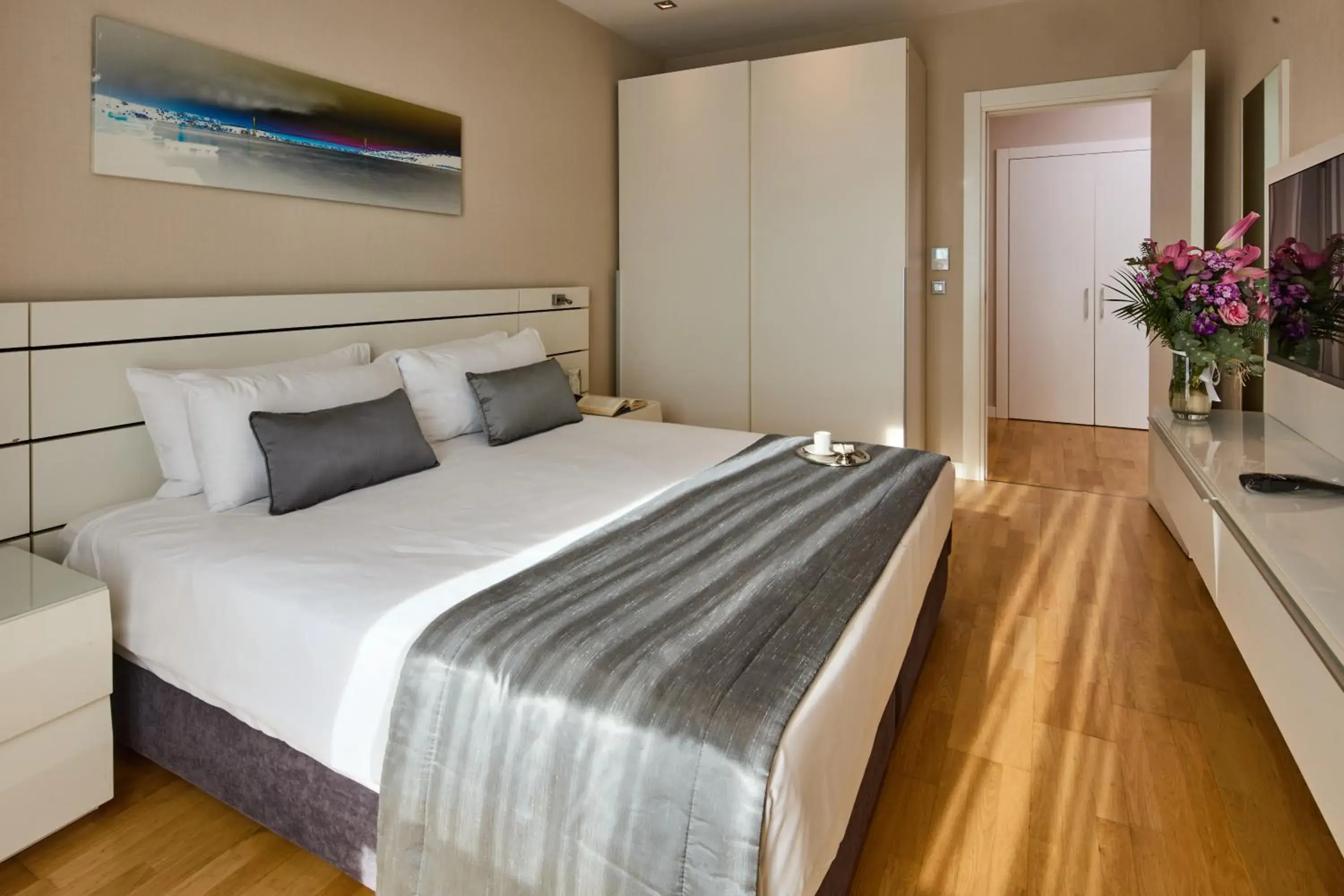 Photo of the whole room, Bed in Fraser Place Anthill Istanbul Photo of the whole room, Bed in Fraser Place Anthill Istanbul