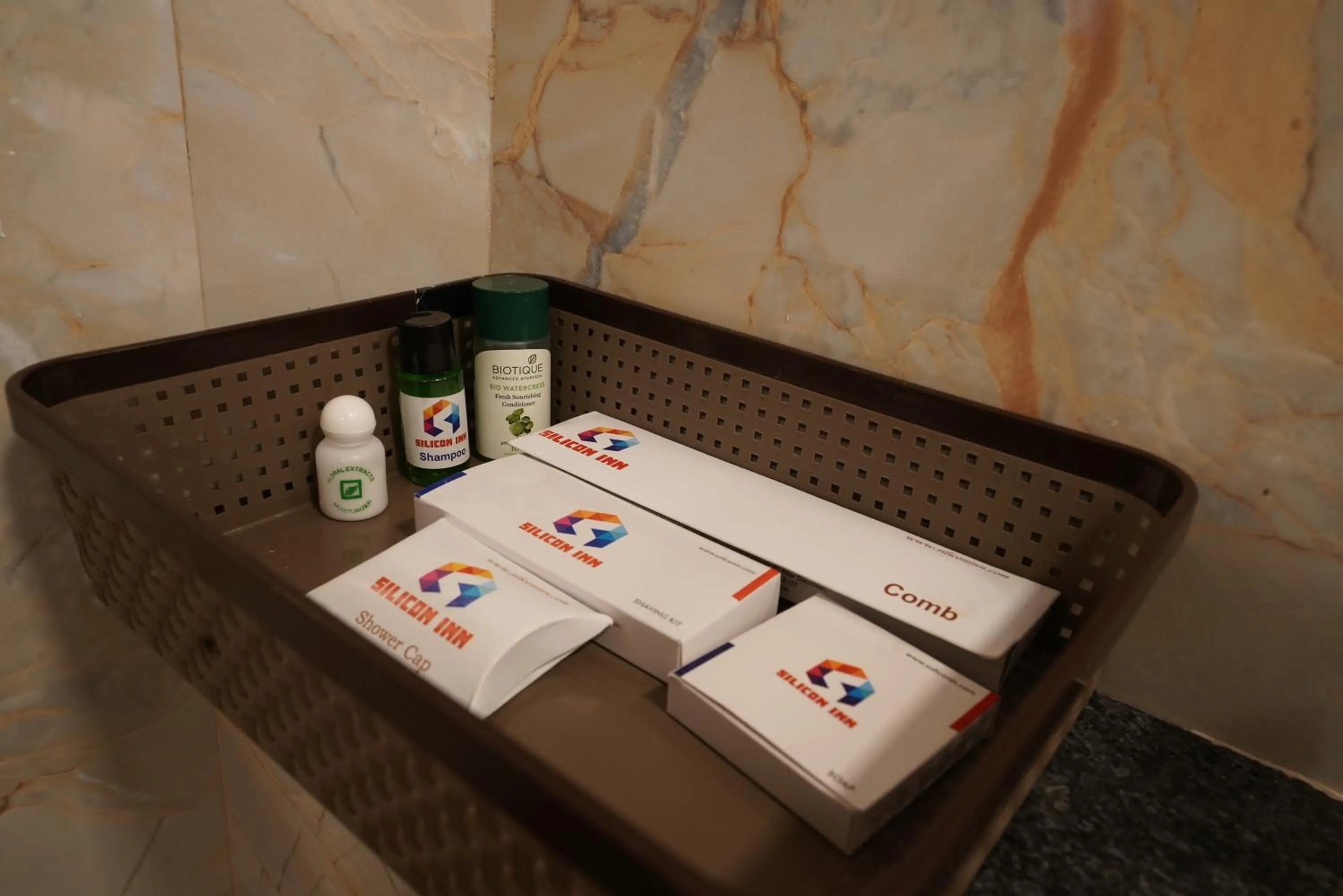 Bathroom in Silicon Inn Hotel Bangalore Airport