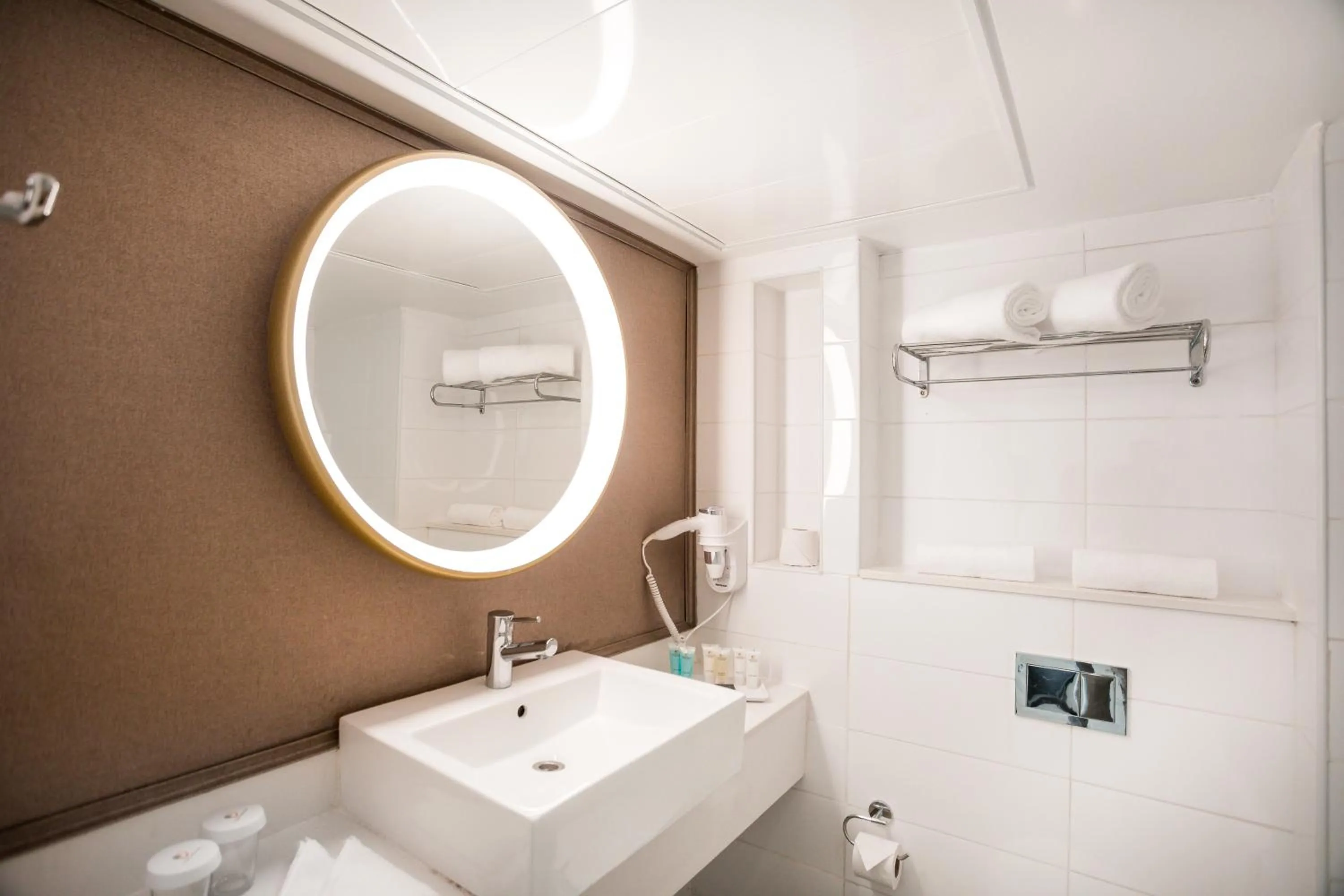 Bathroom in Astral Palma Hotel