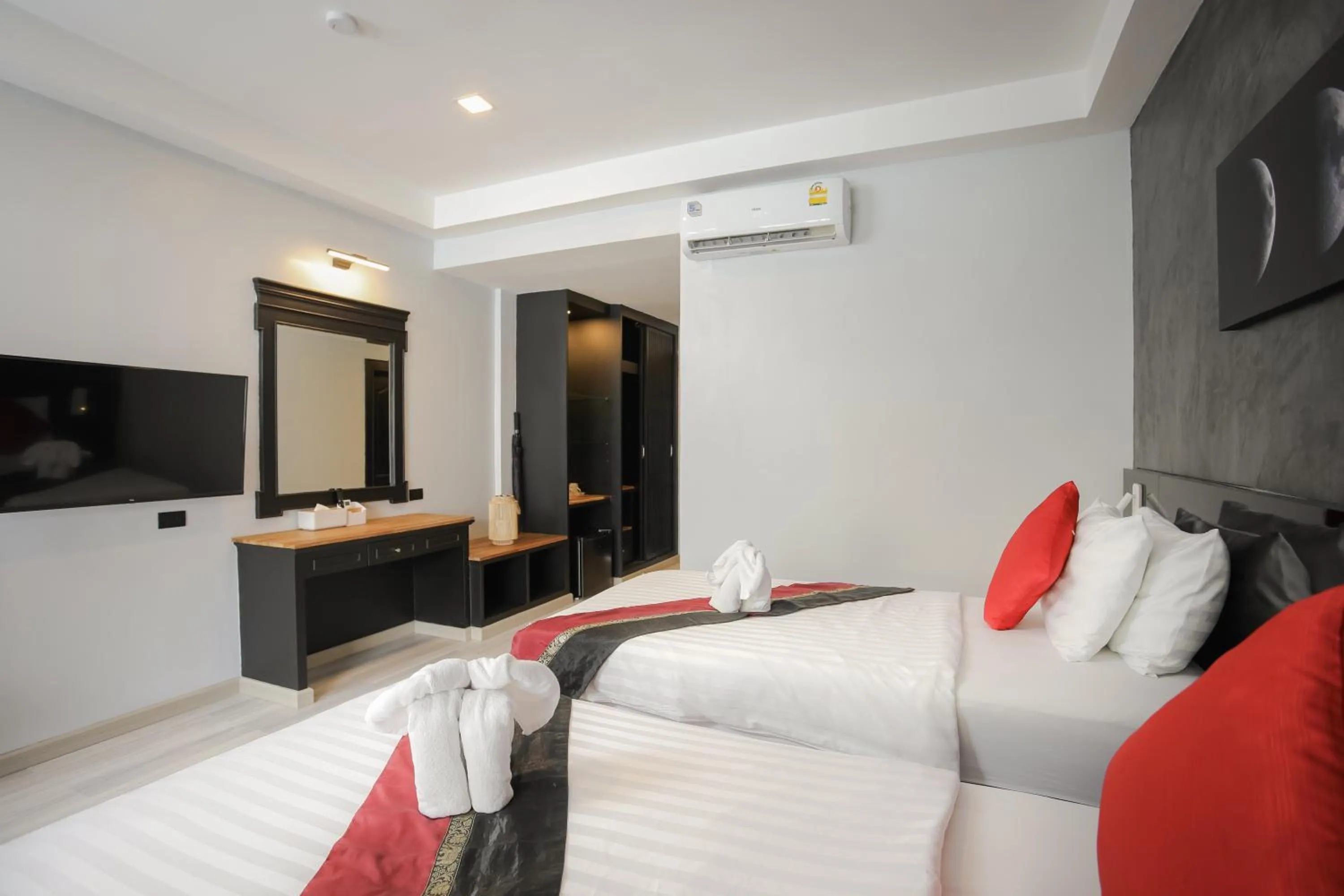 Bed in ETK Patong Resort