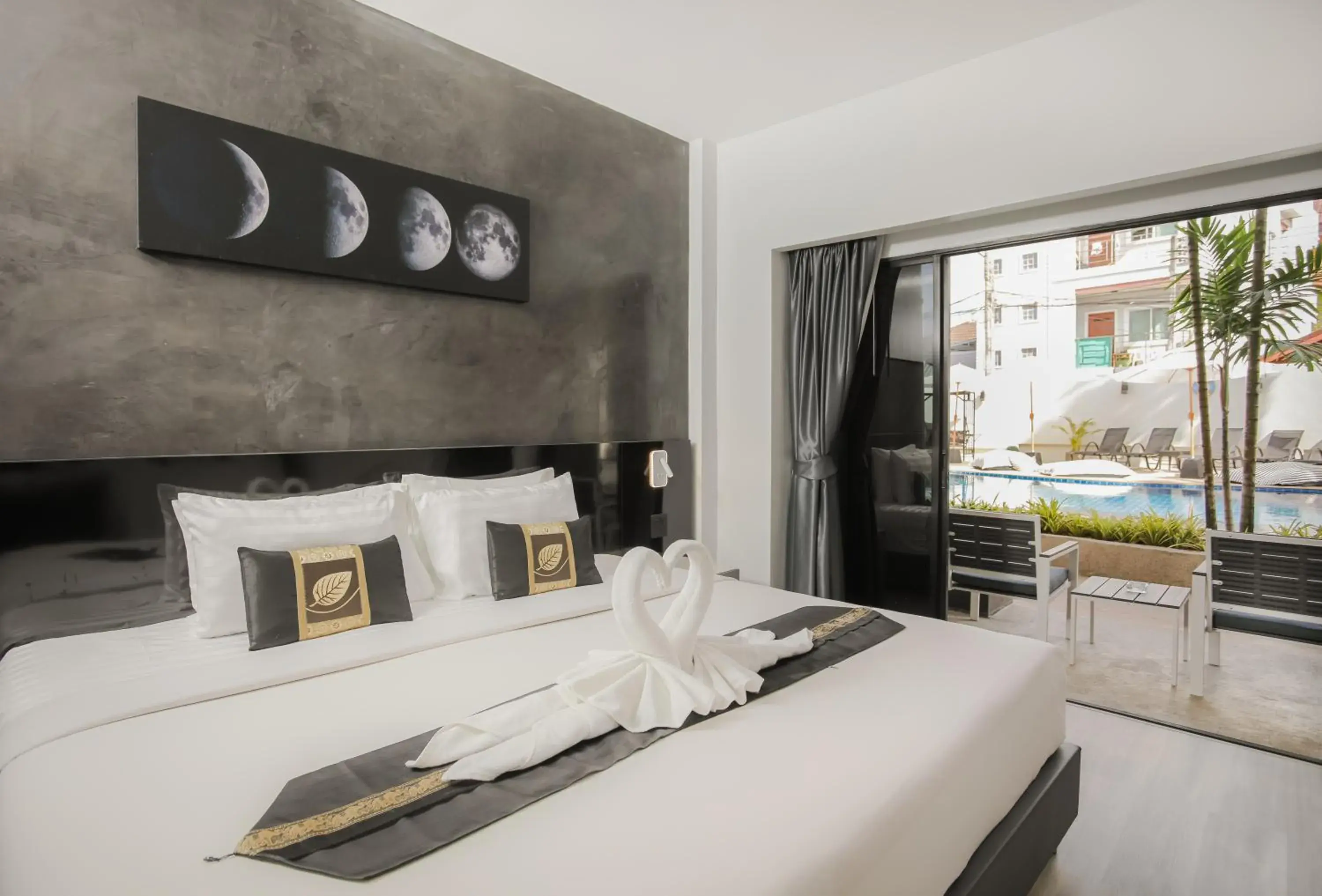 Bed in ETK Patong Resort Bed in ETK Patong Resort