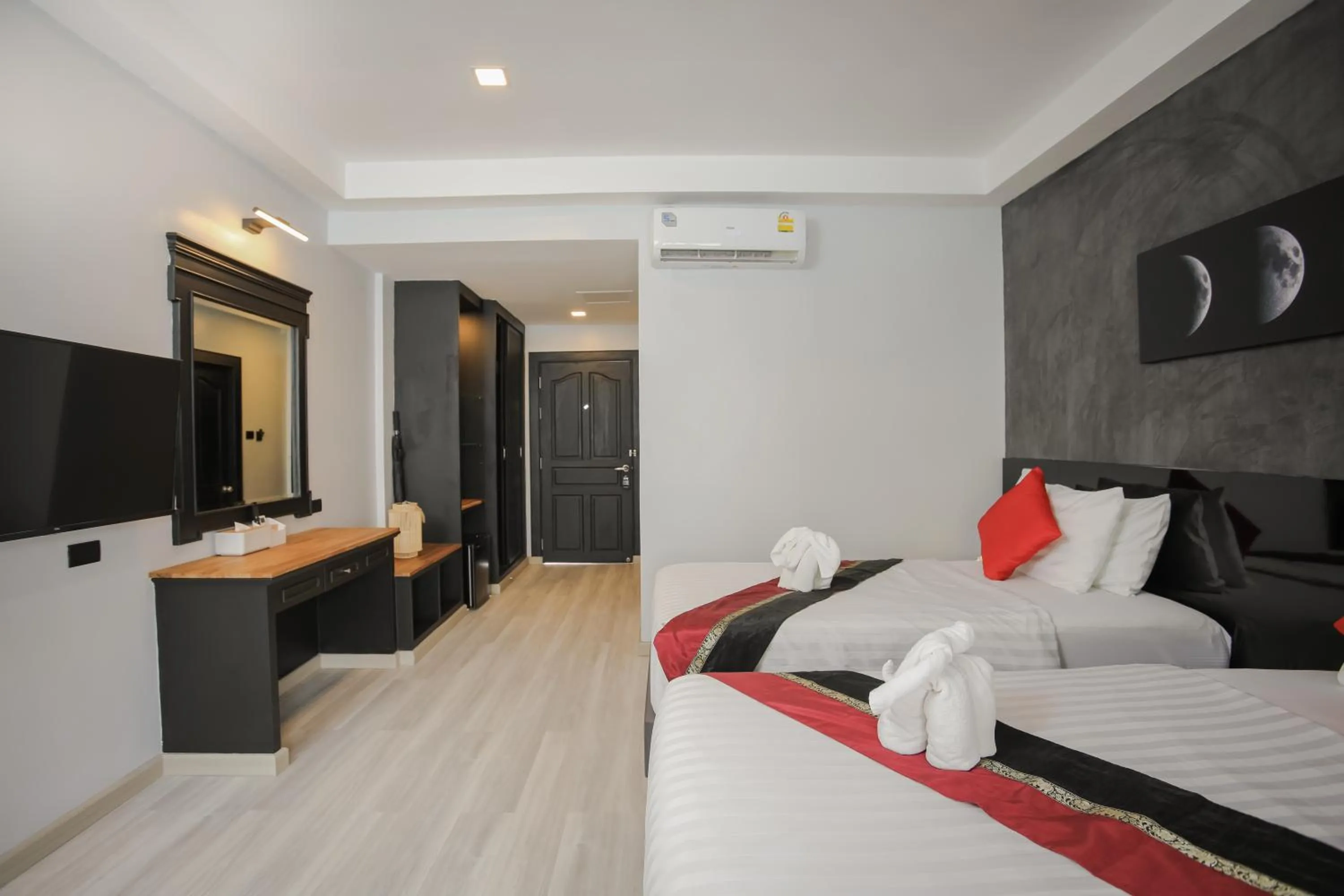 Bed in ETK Patong Resort