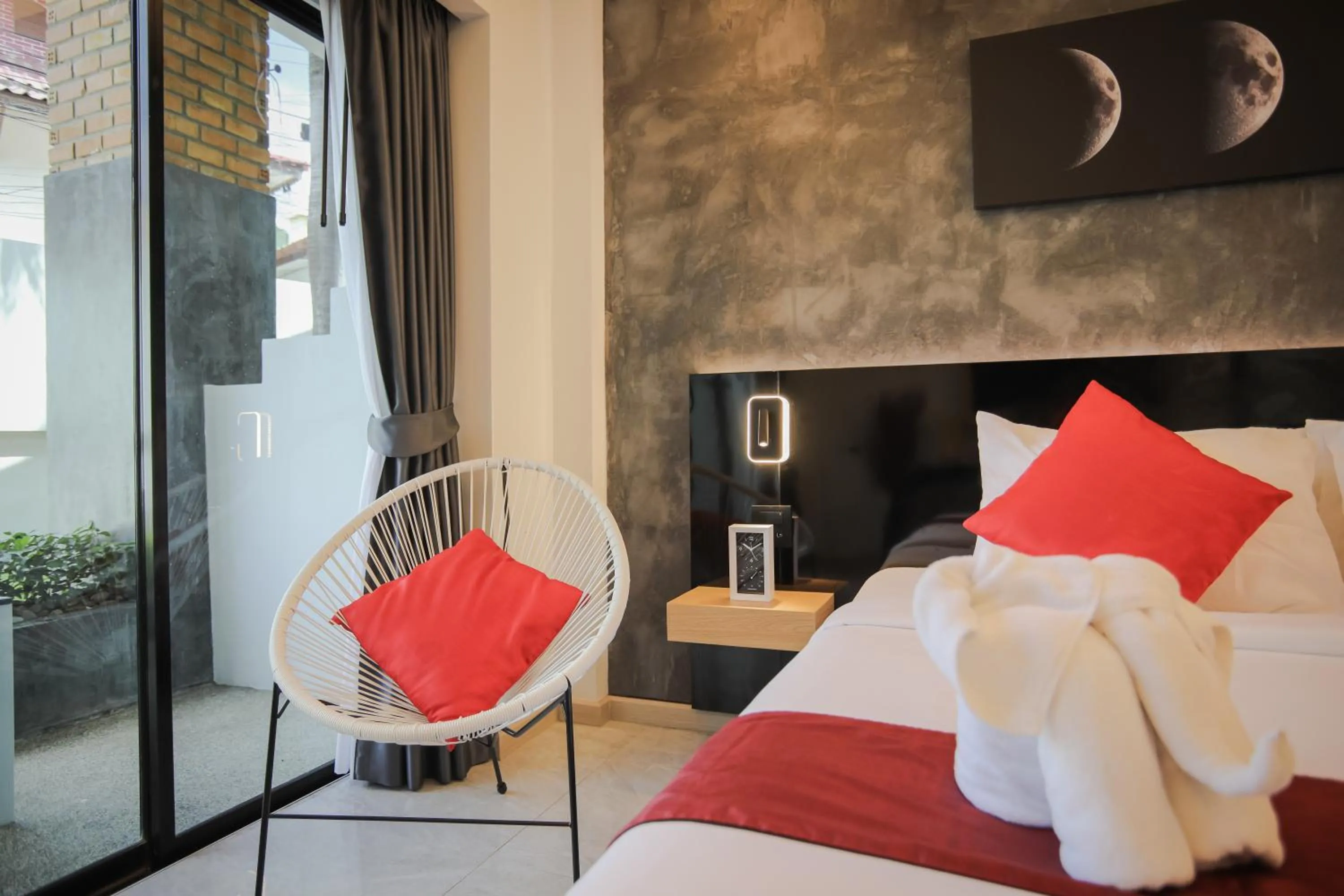 Bed in ETK Patong Resort