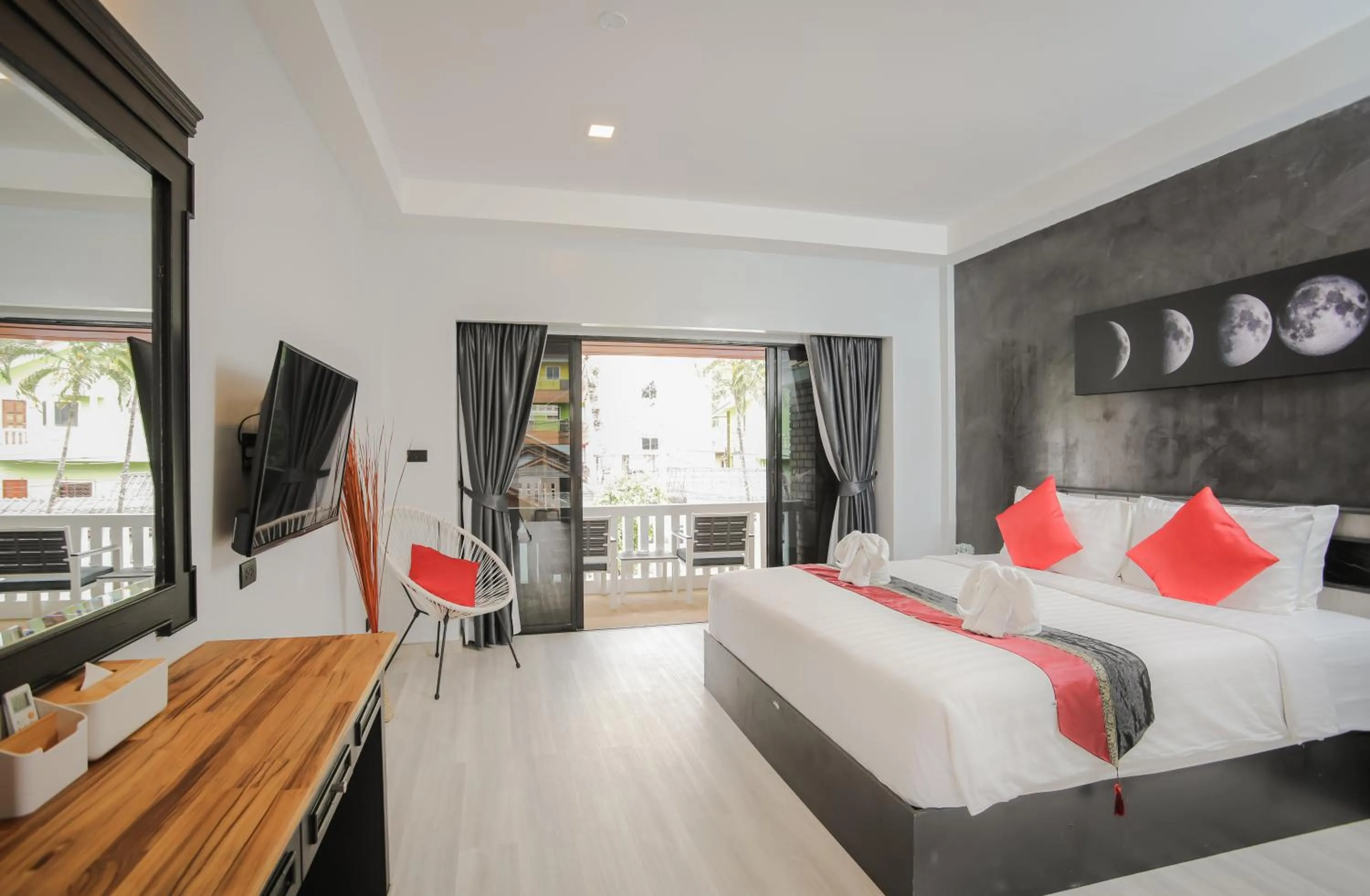 Bed in ETK Patong Resort