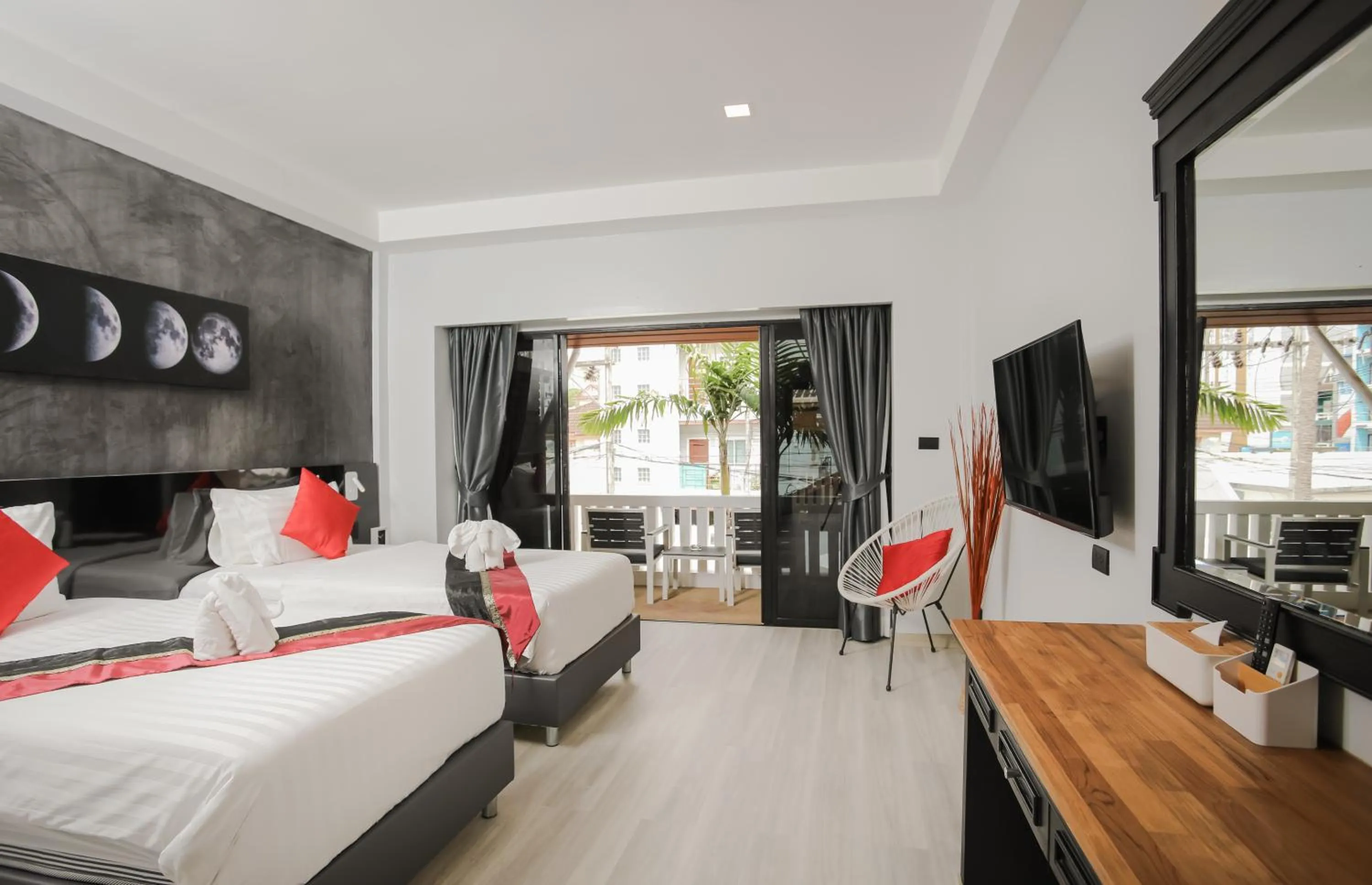 TV and multimedia, Bed in ETK Patong Resort