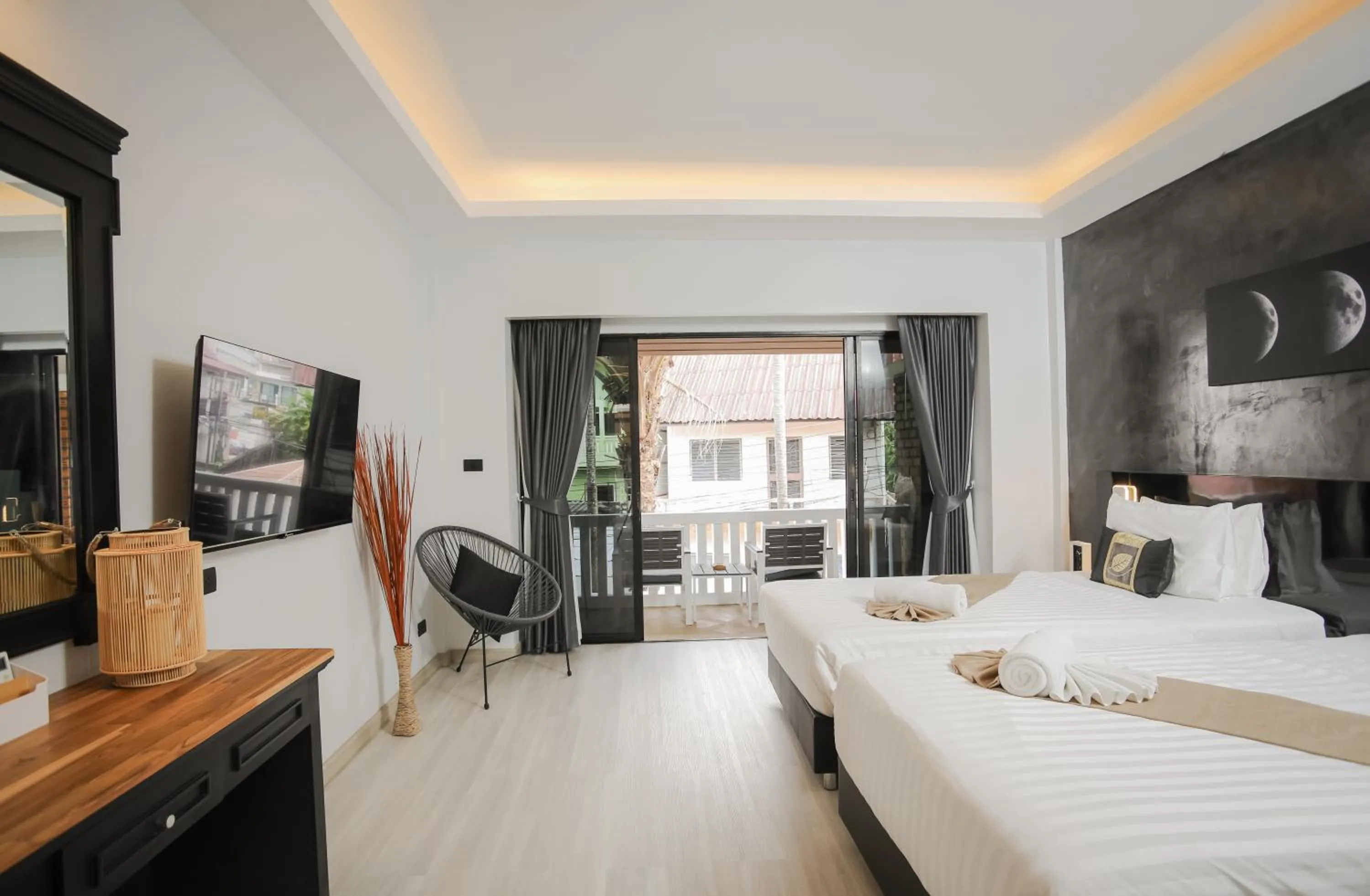 Bed in ETK Patong Resort