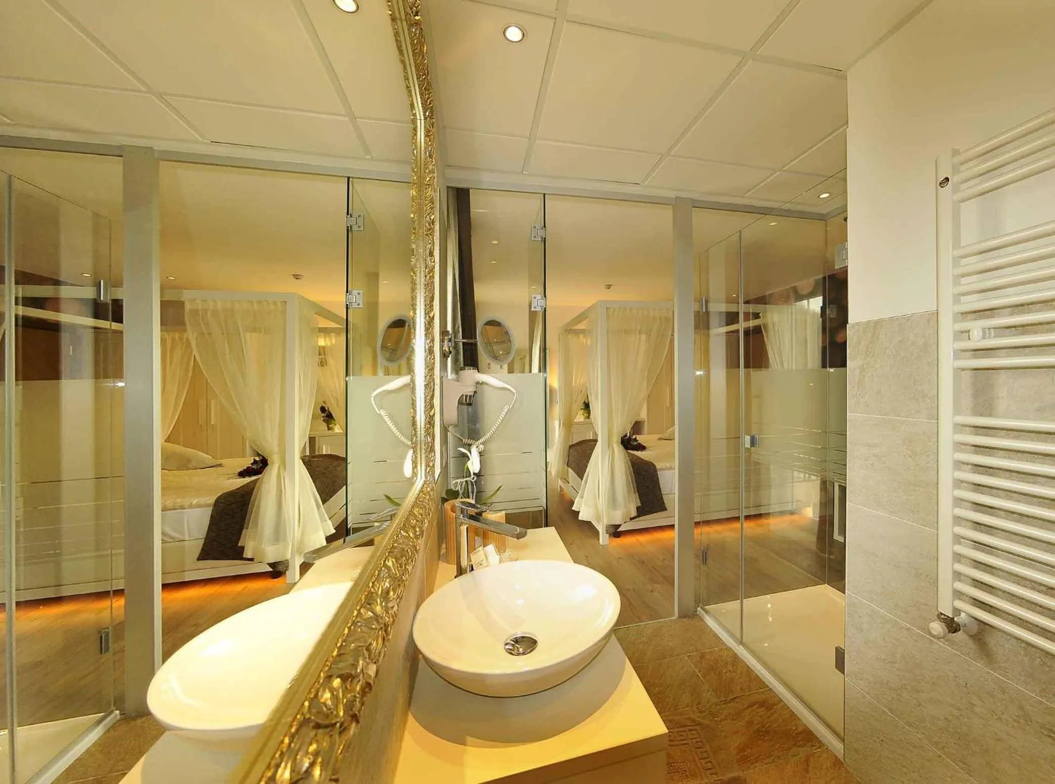 Bathroom in Hotel Florida