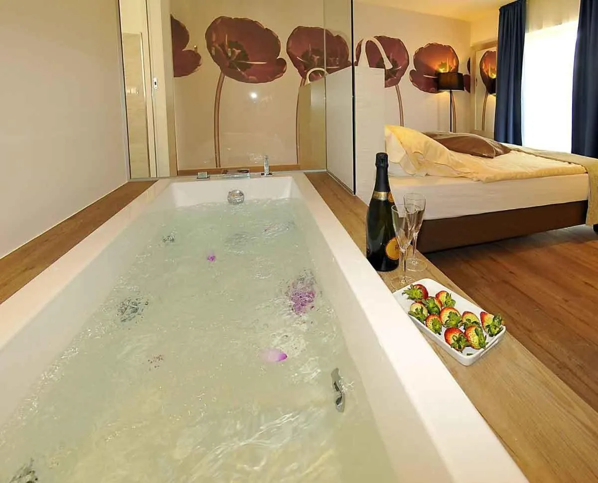 Photo of the whole room in Hotel Florida