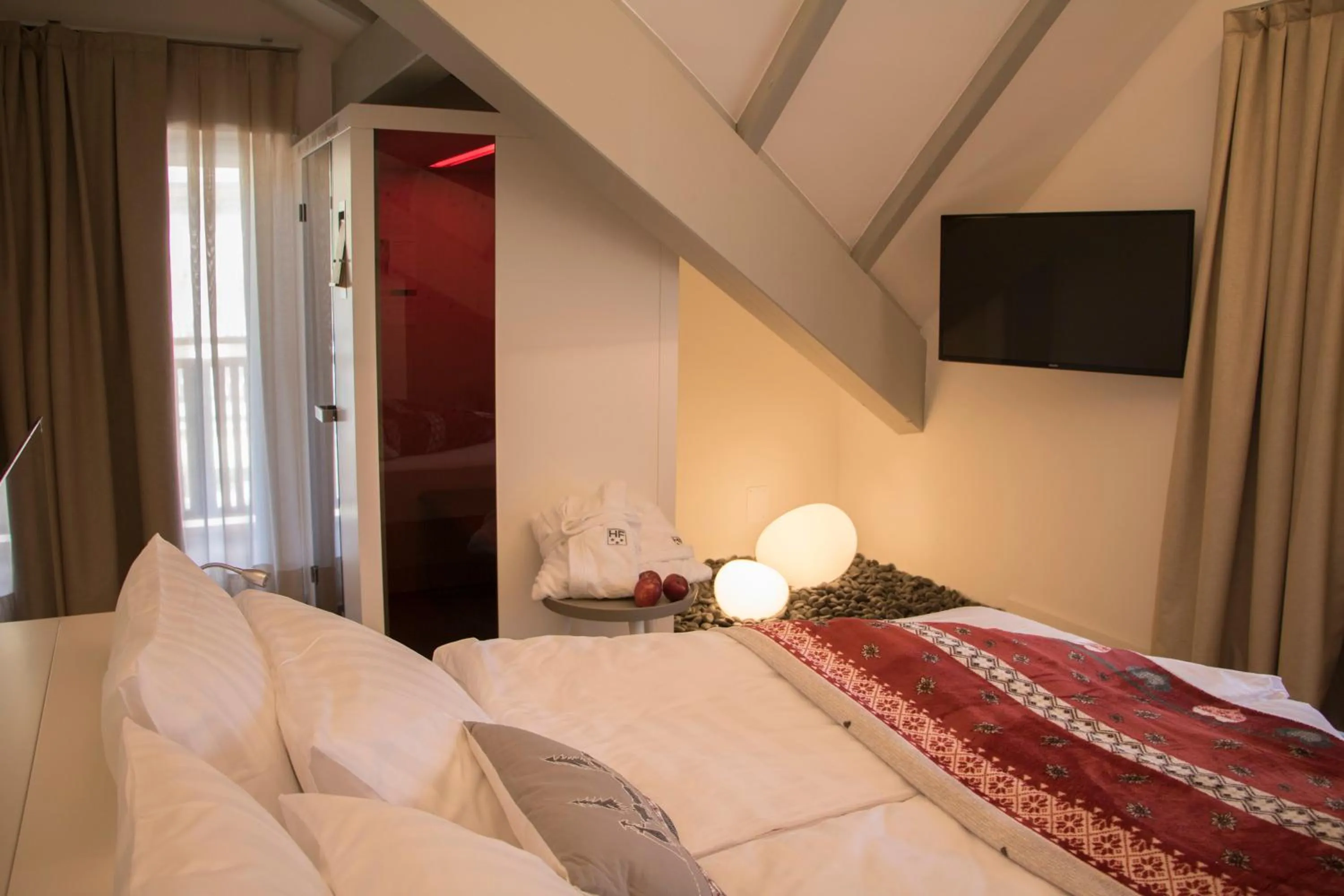 Bed in Hotel Florida