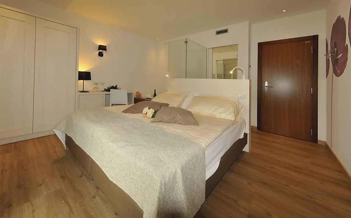 Bed in Hotel Florida