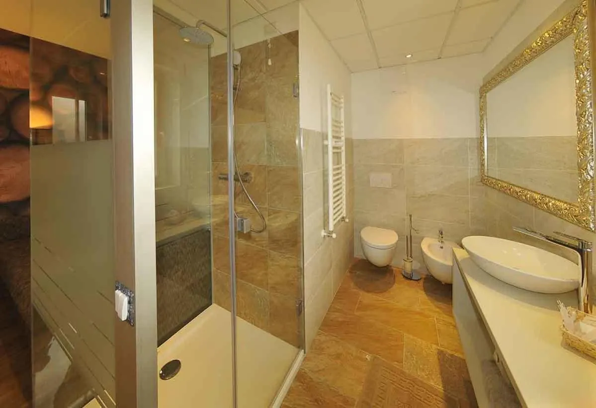 Bathroom in Hotel Florida