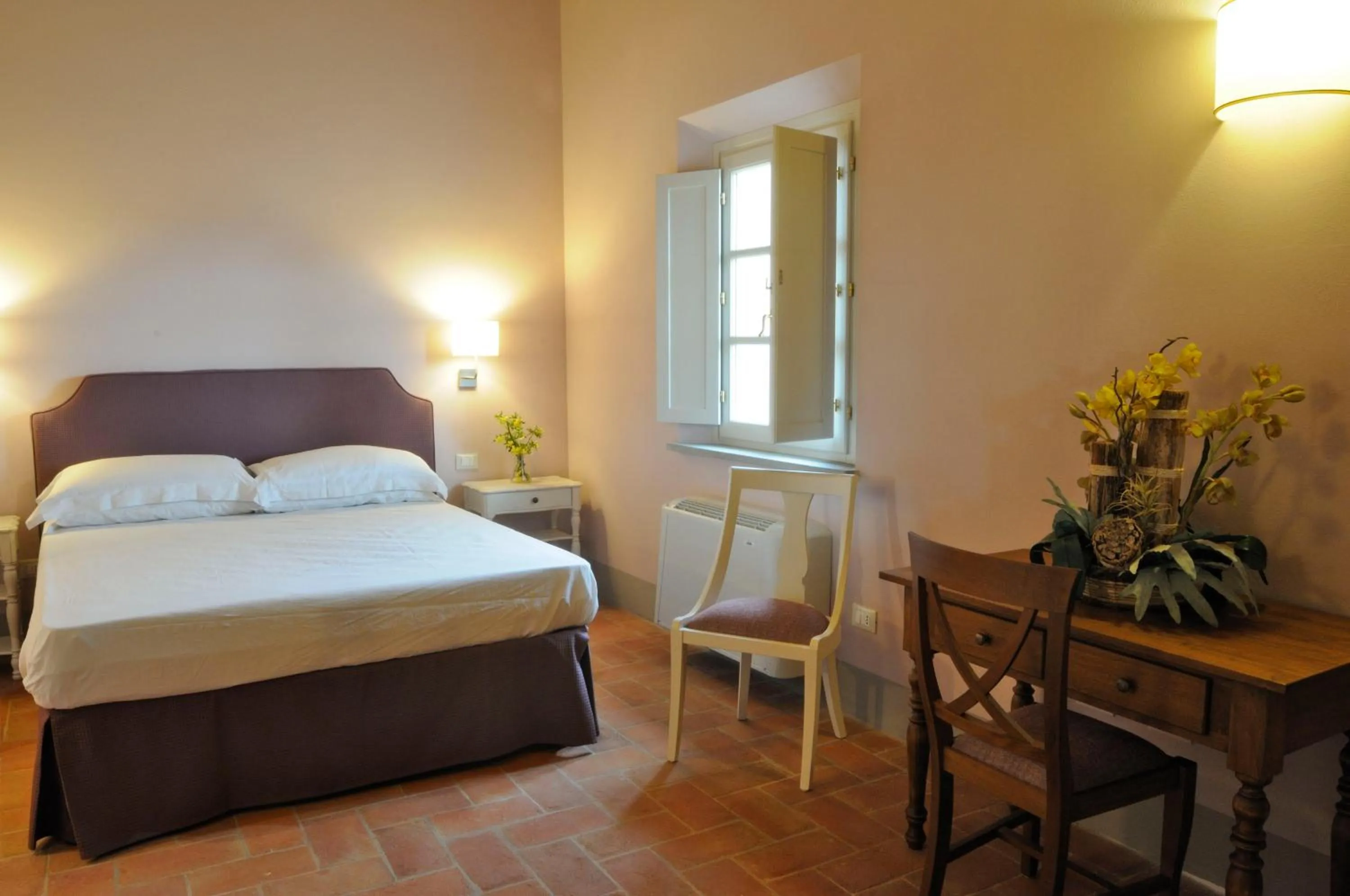 Bedroom, Bed in Le Sodole Country Resort & Golf