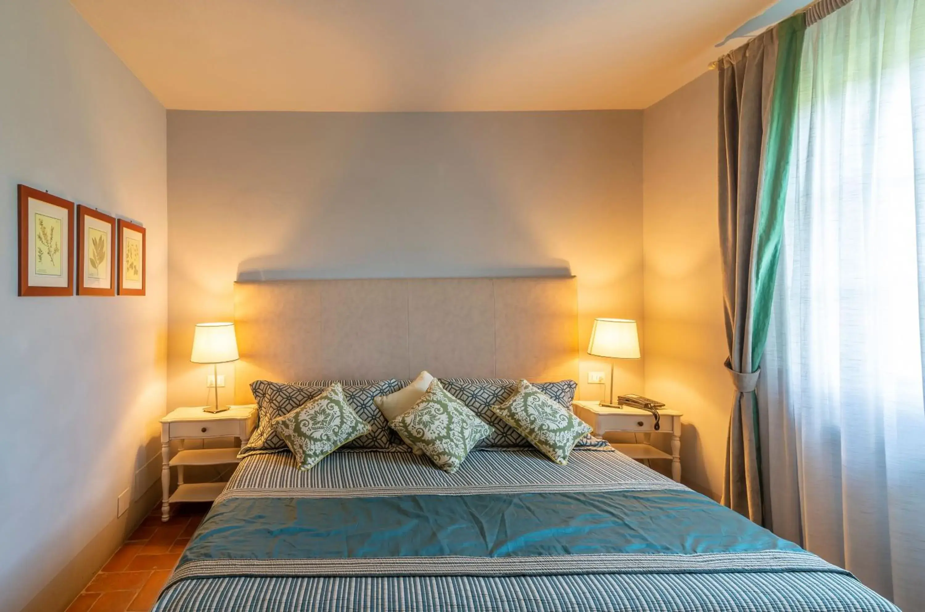 Classic Apartment in Le Sodole Country Resort & Golf Classic Apartment in Le Sodole Country Resort & Golf