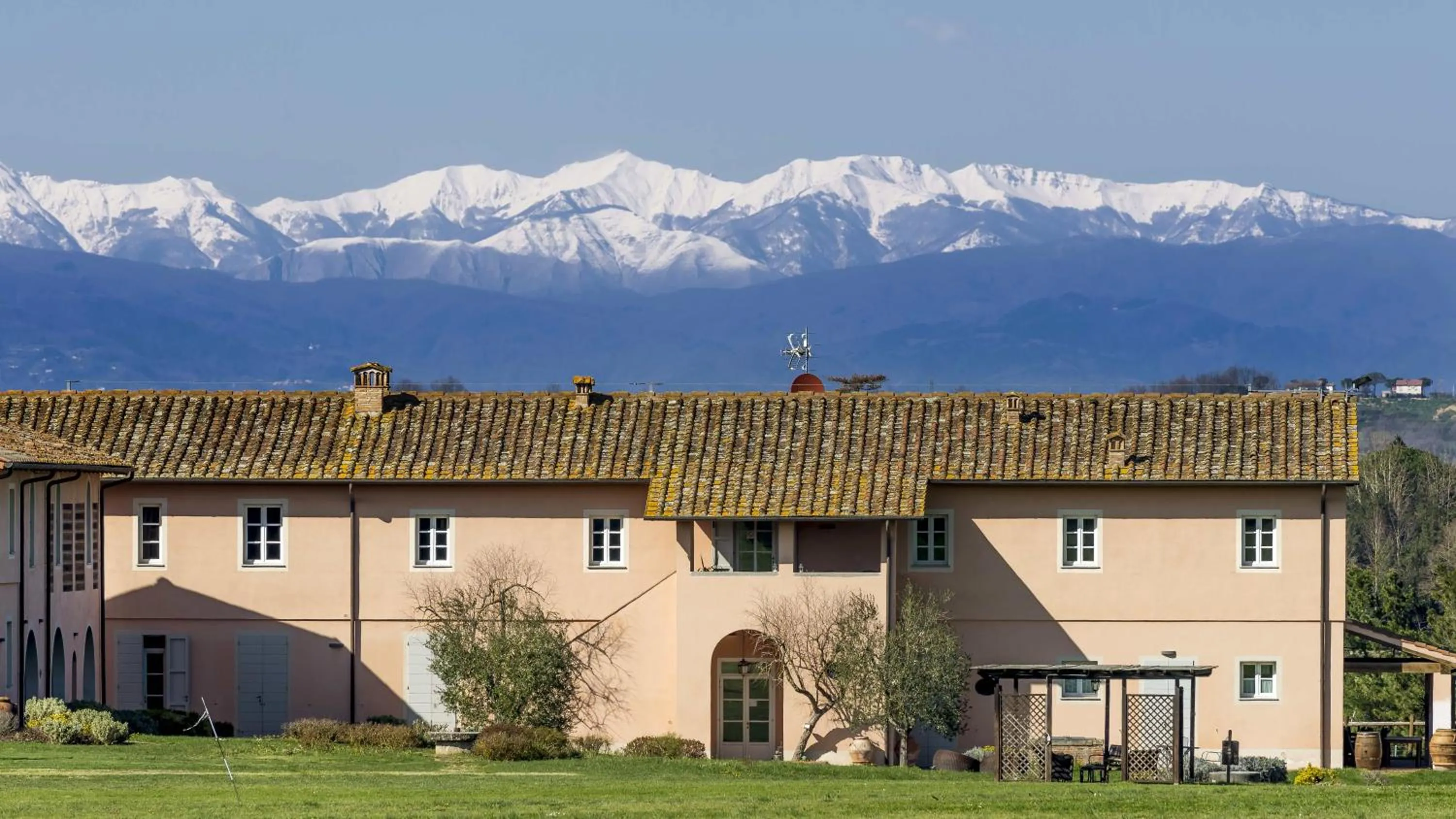 Facade/entrance in Le Sodole Country Resort & Golf