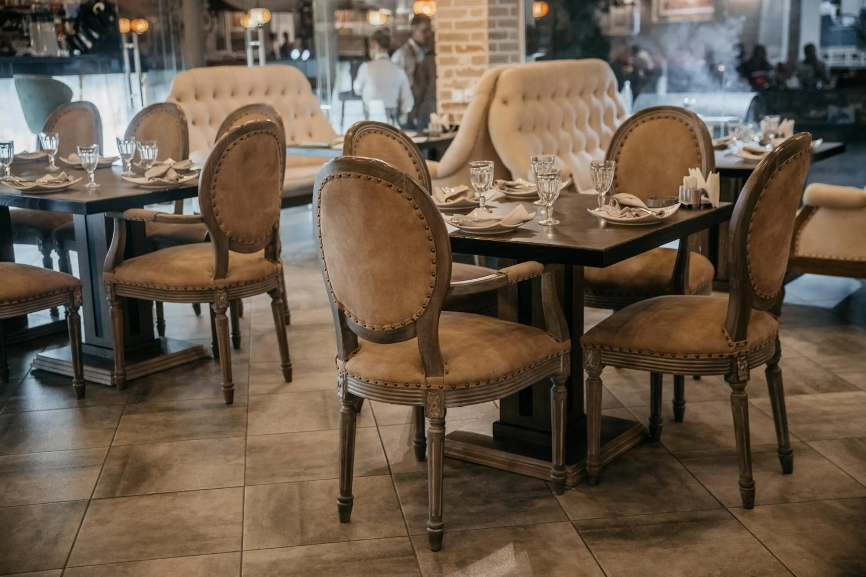 Restaurant/places to eat in Shahlo Hotel