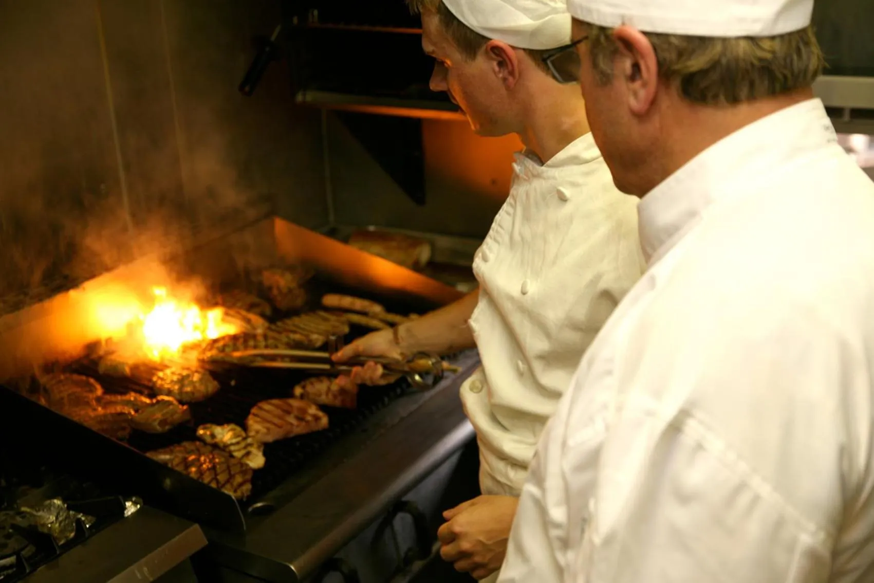 Restaurant/places to eat in The Pytchley Inn