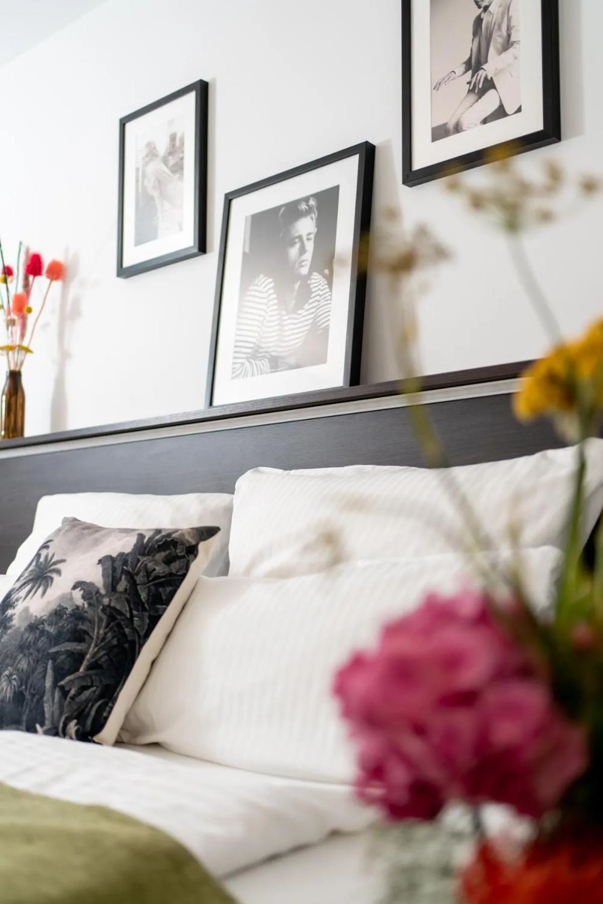 Bed in Luxstay Karben - Self-Check-In