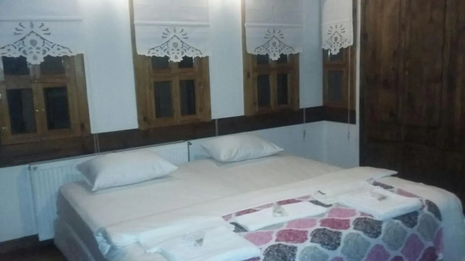 Bed in Nimet Hanım Konağı