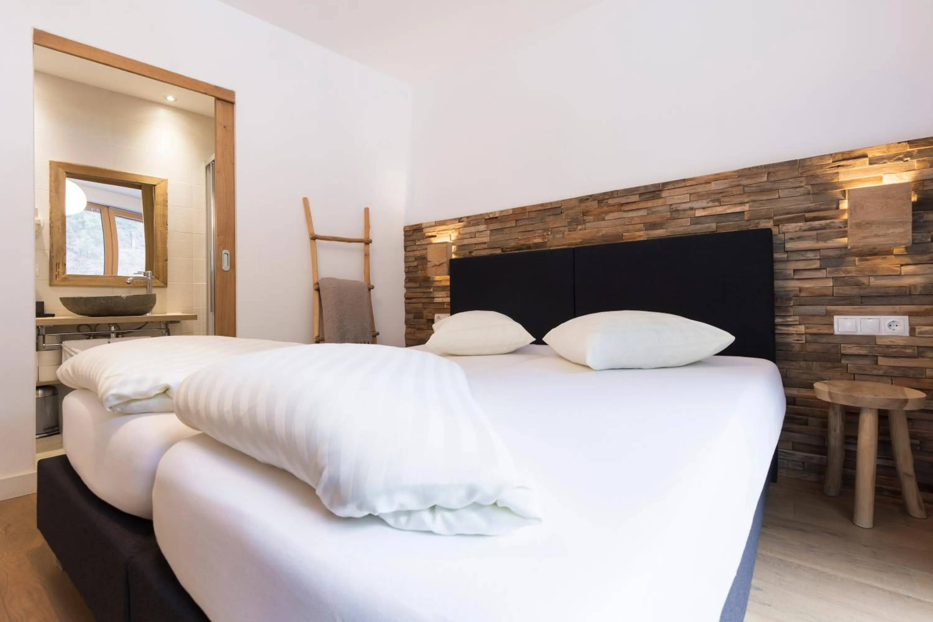 Bedroom, Bed in Aparthotel Herzblick GmbH