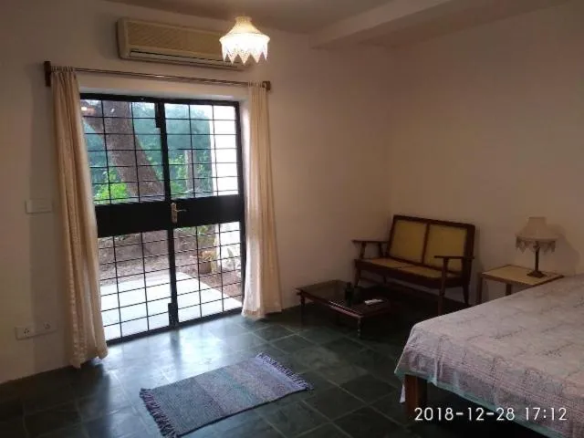 Isai Ambalam guest house