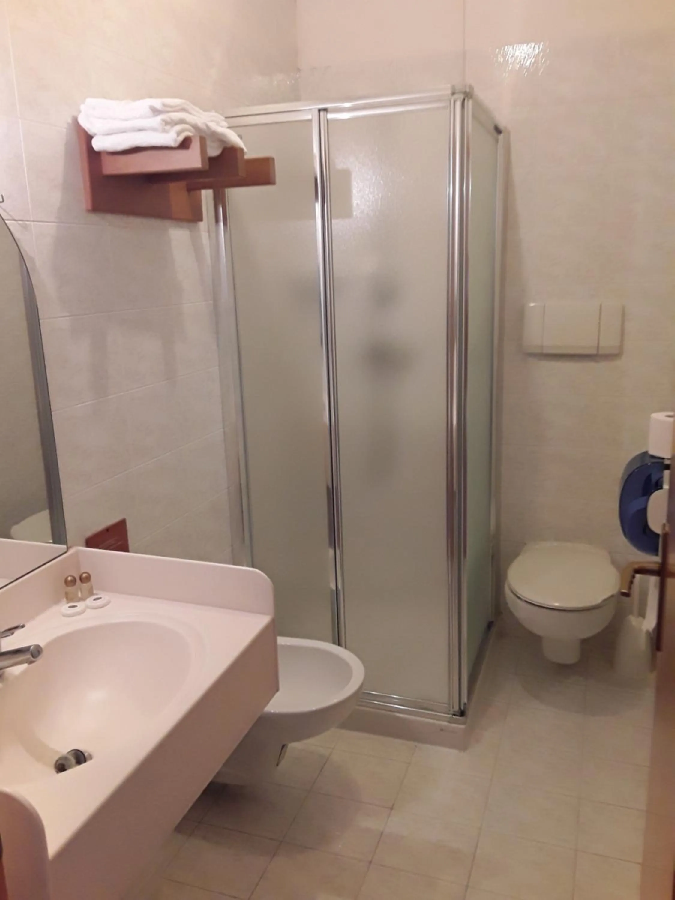 Bathroom in Hotel Bellaria