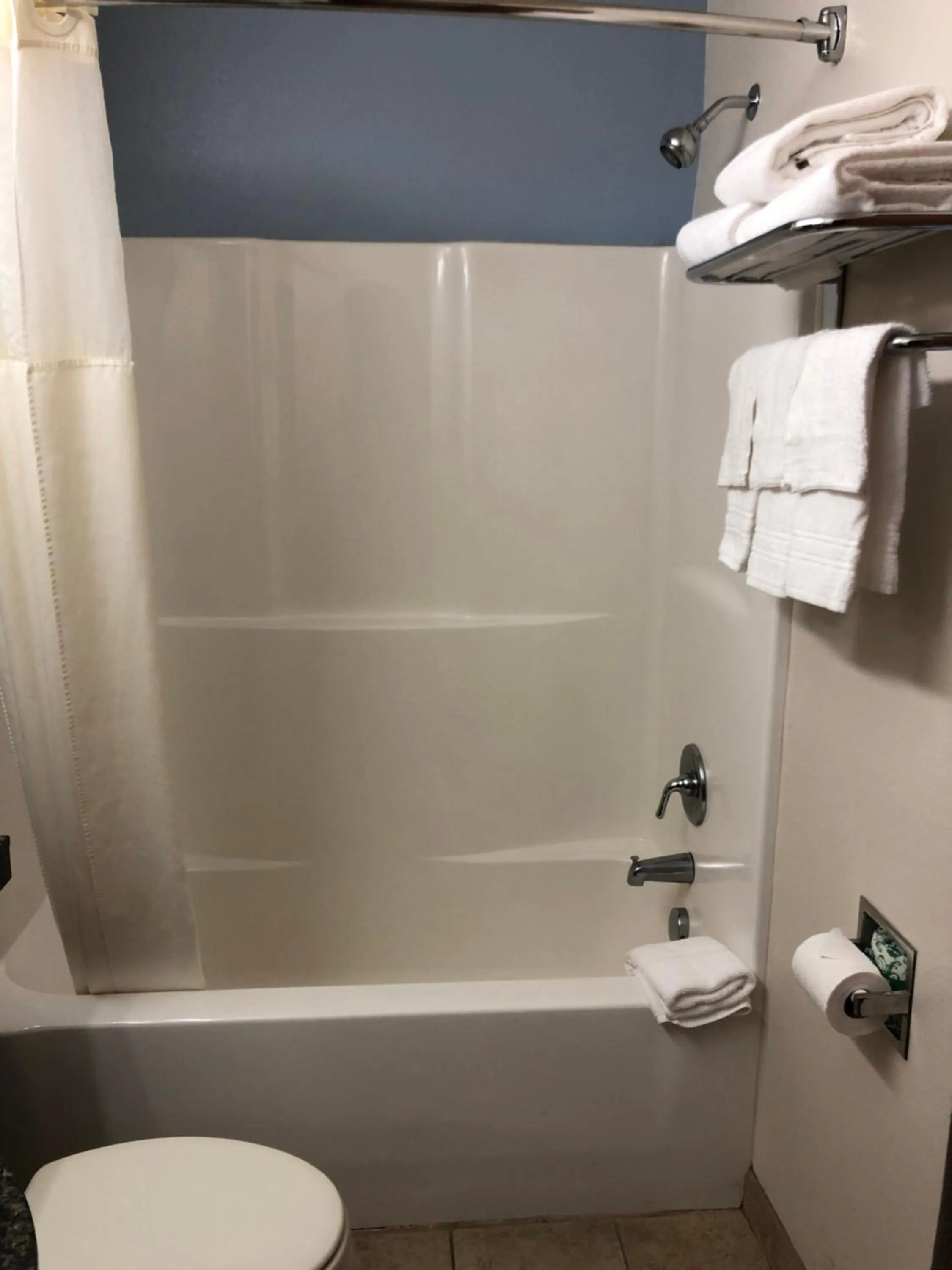 Shower in Microtel Inn & Suites by Wyndham Klamath Falls