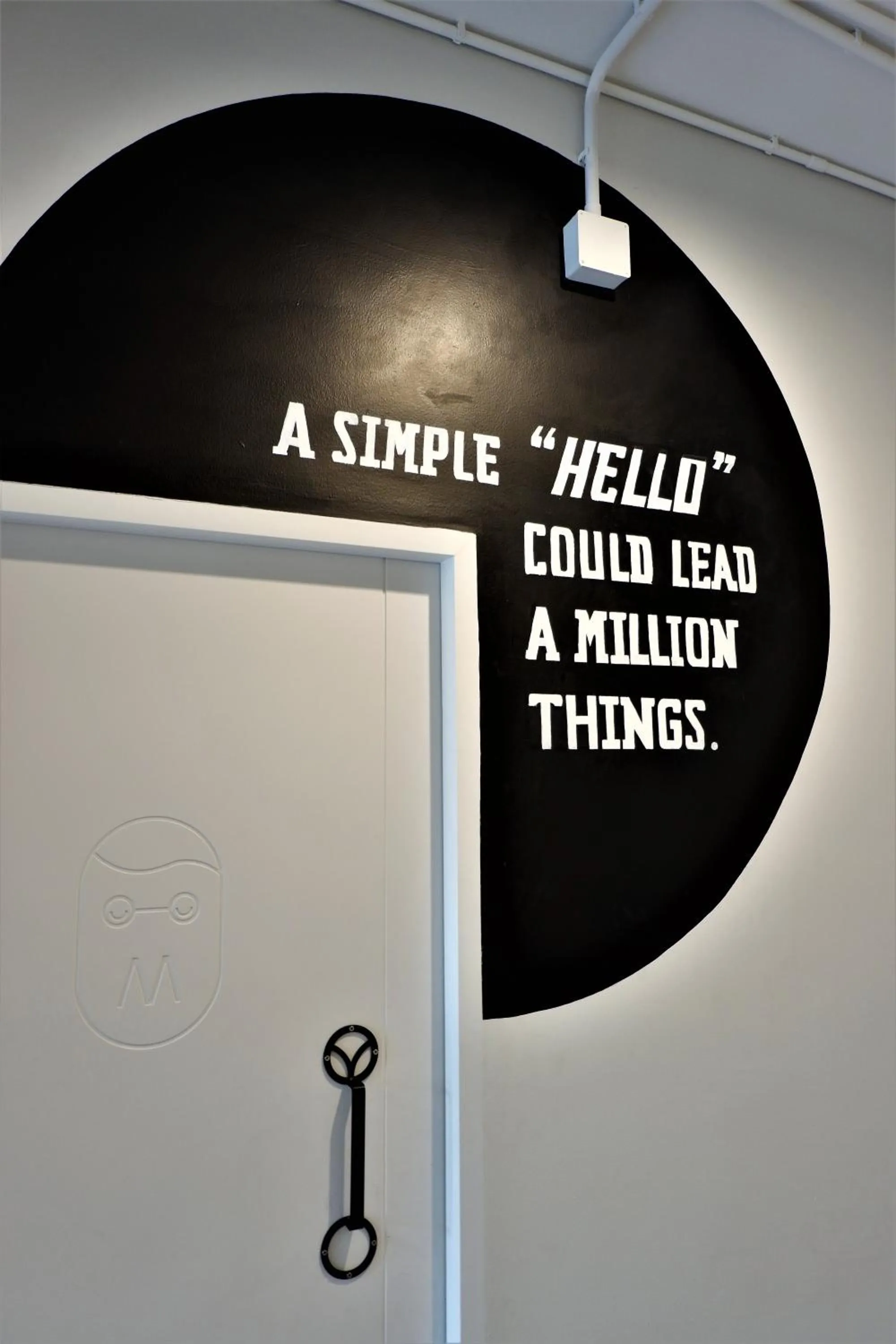 Text overlay in Bedspread Hostel