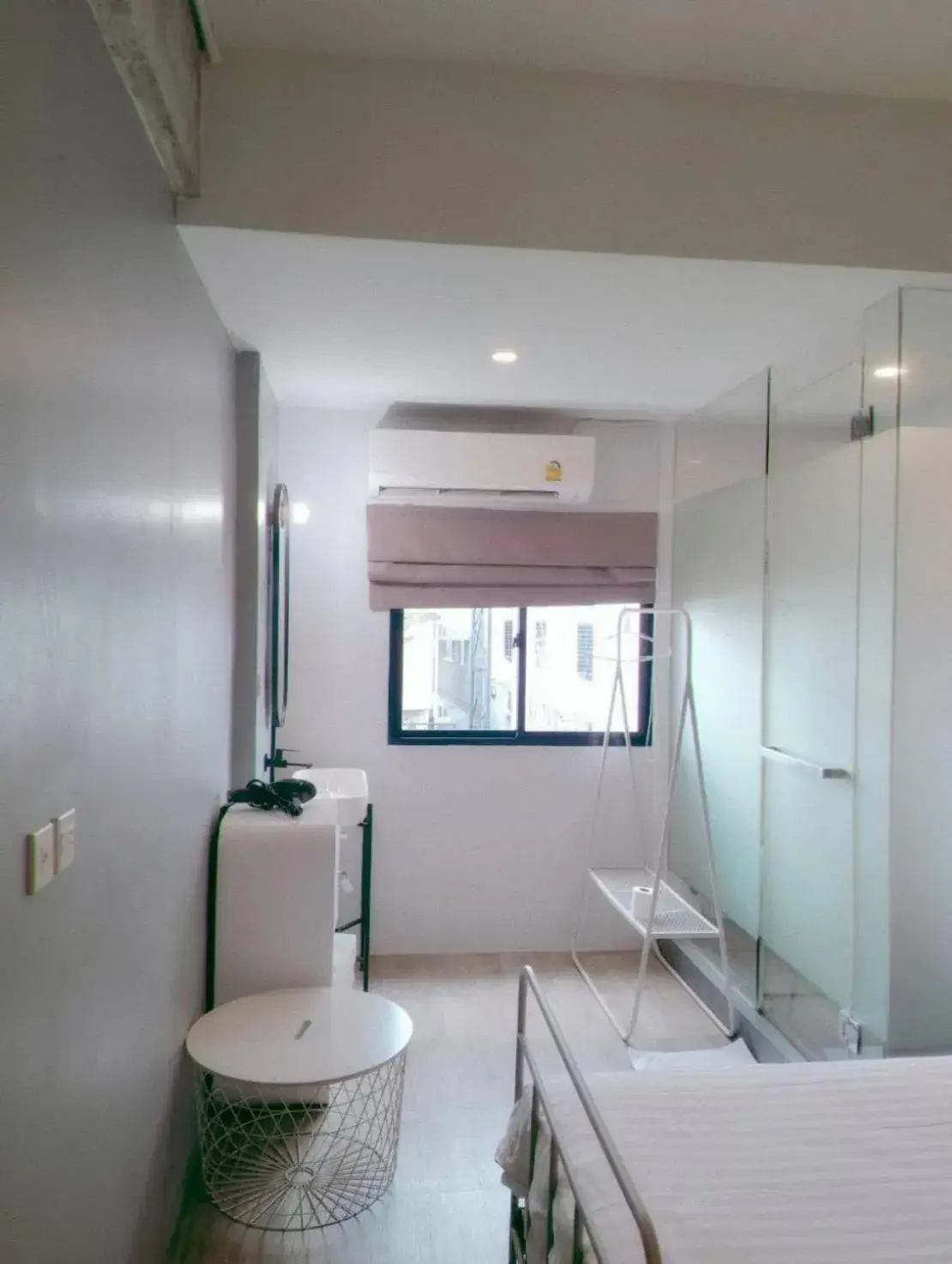 Twin Room with Private Bathroom in Bedspread Hostel Twin Room with Private Bathroom in Bedspread Hostel