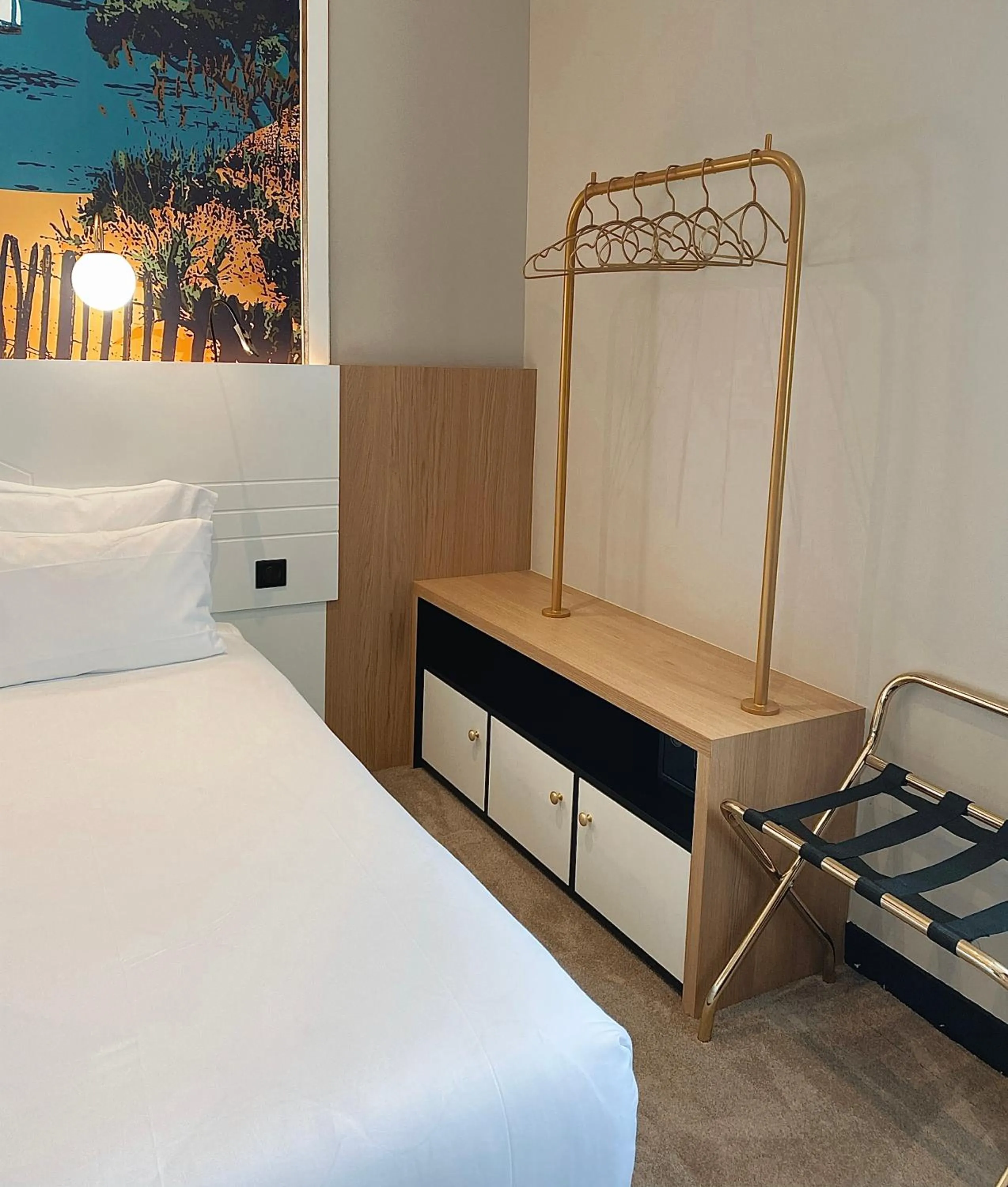 Bedroom, Bed in Grand Hôtel Richelieu