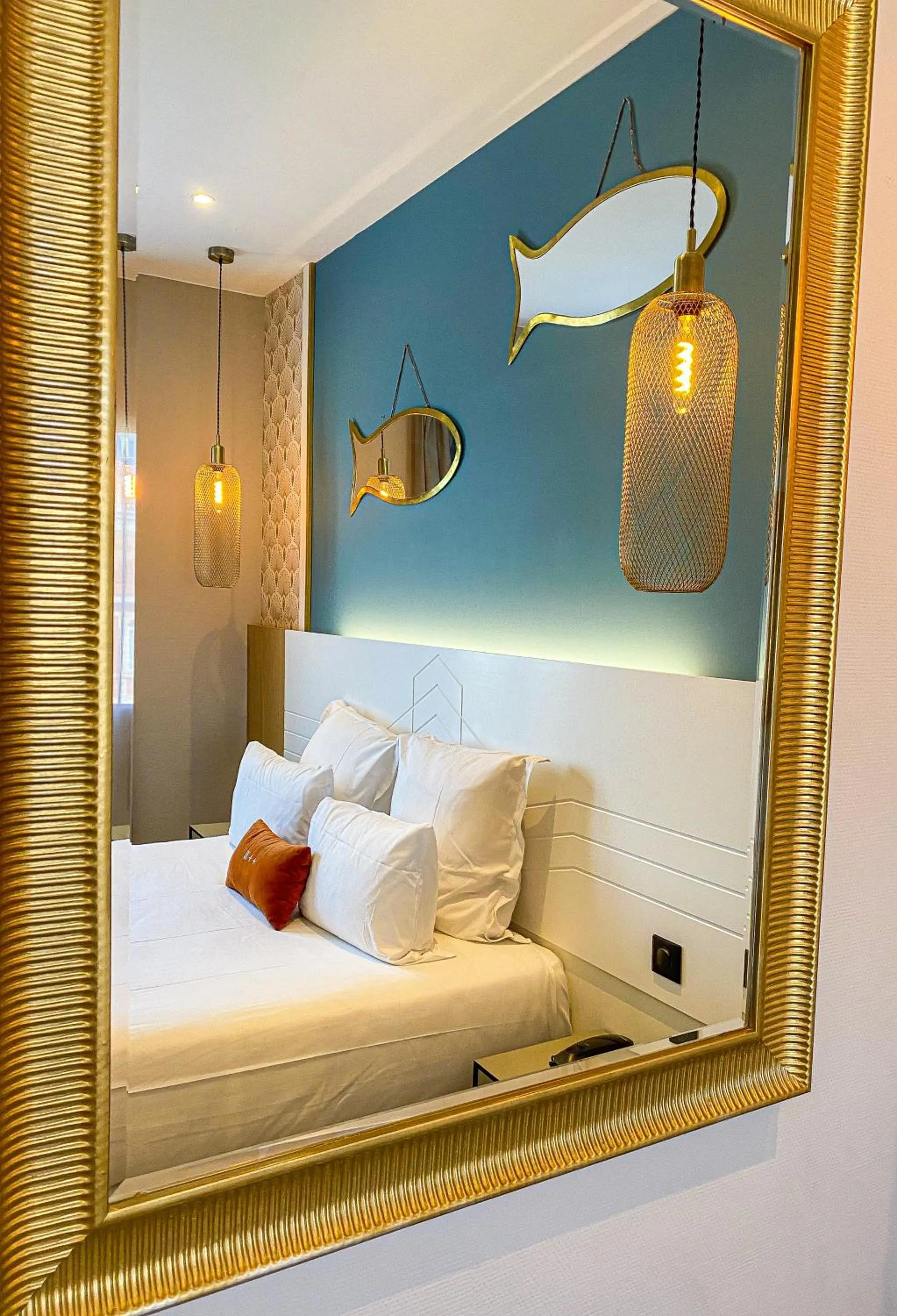 Bedroom, Bed in Grand Hôtel Richelieu