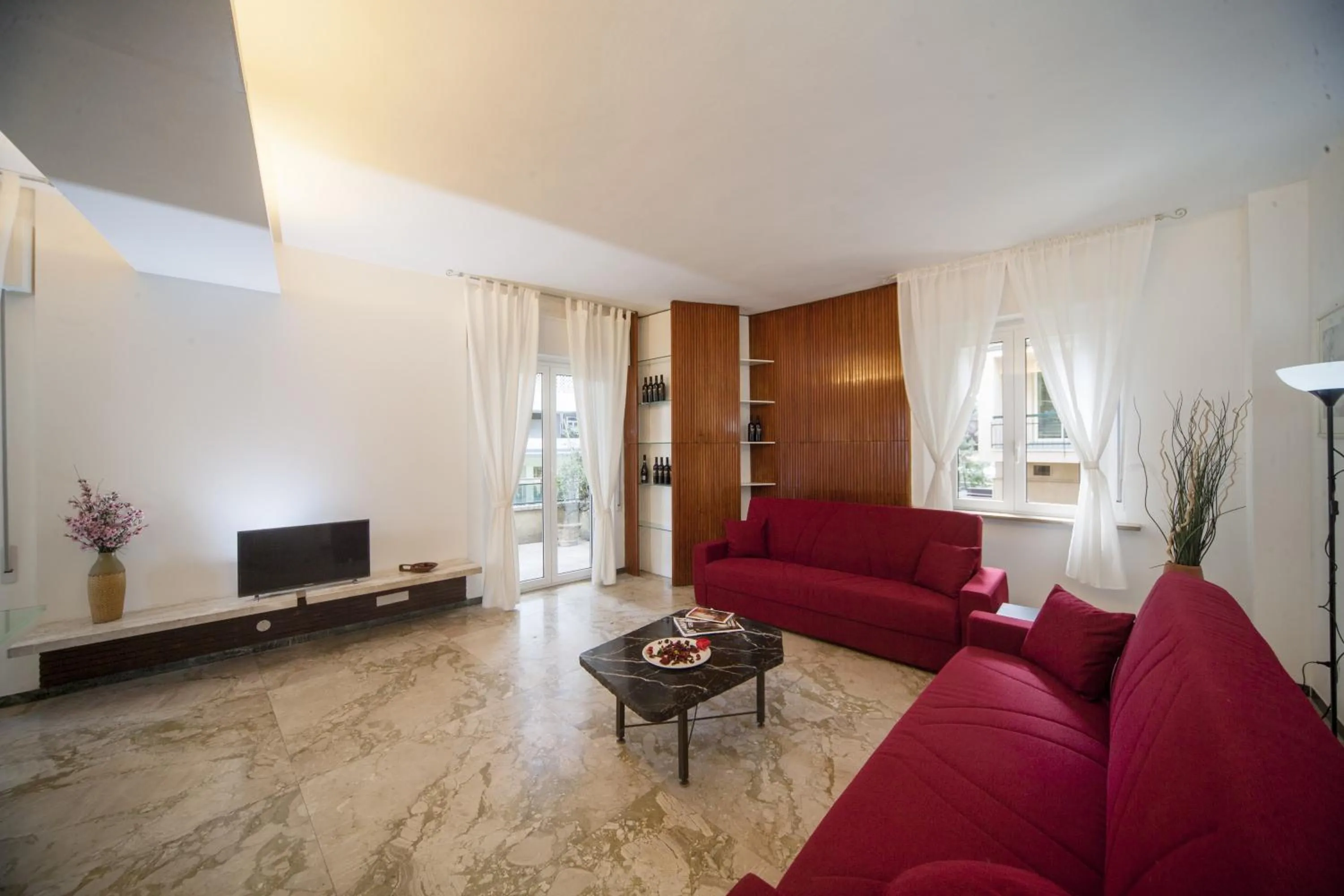 Photo of the whole room in Hotel Colombo