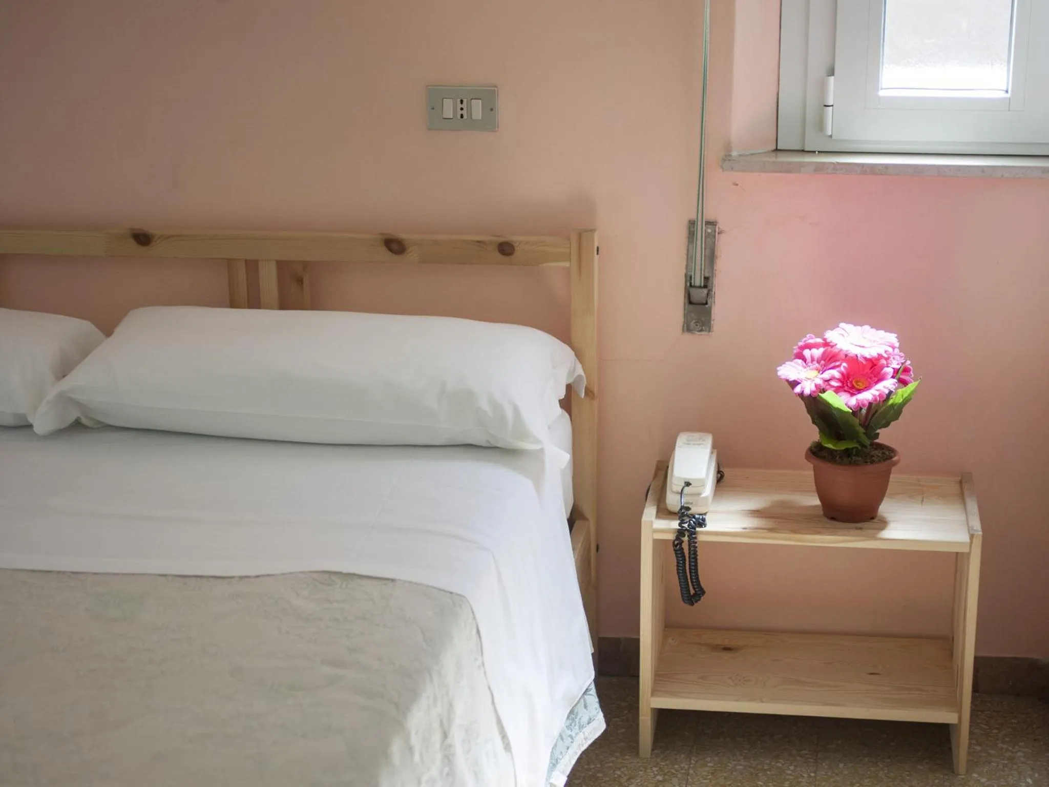 Decorative detail, Bed in Hotel Colombo