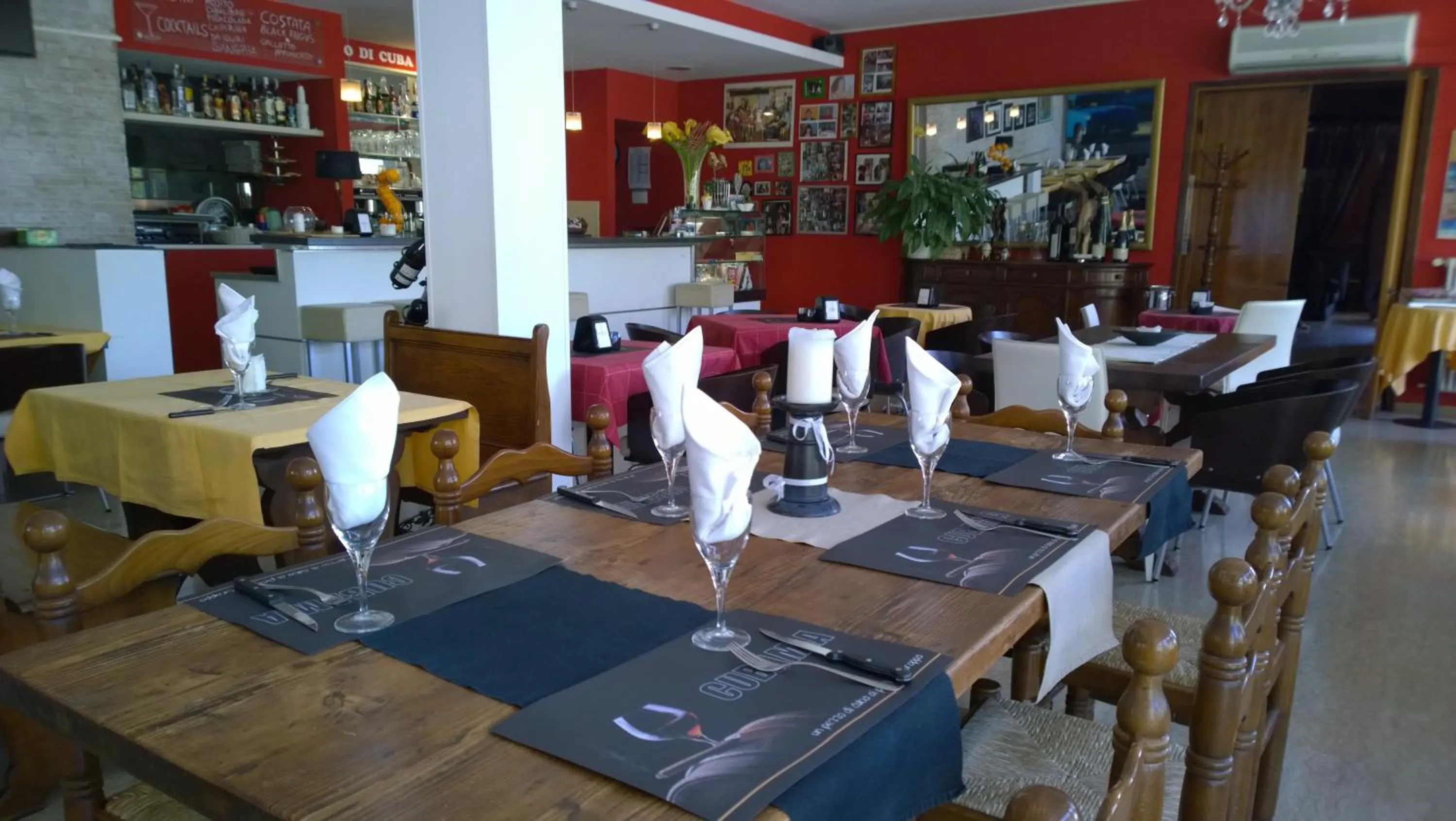 Lounge or bar in Hotel Cubamia