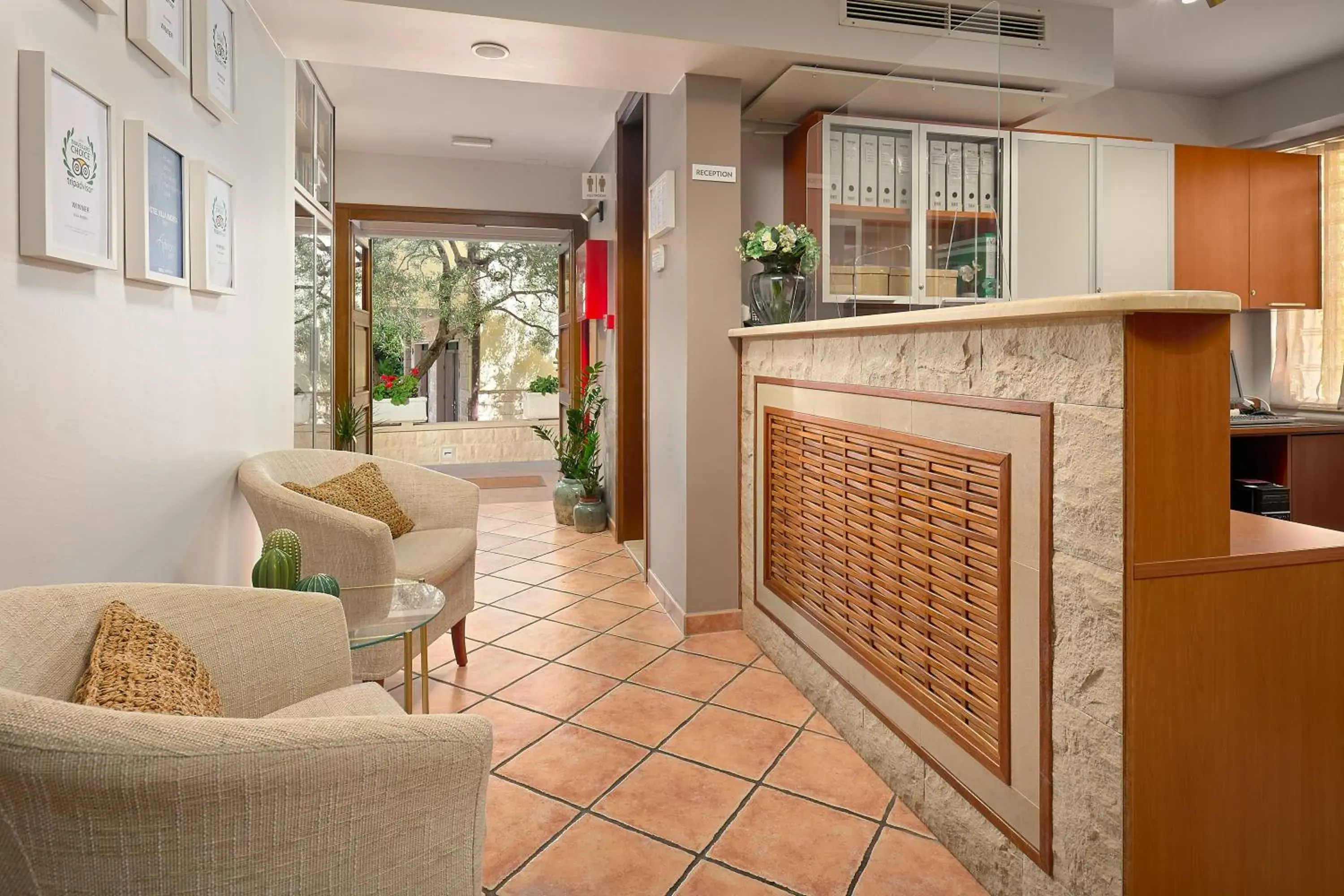 Facade/entrance in Villa Andrea Facade/entrance in Villa Andrea