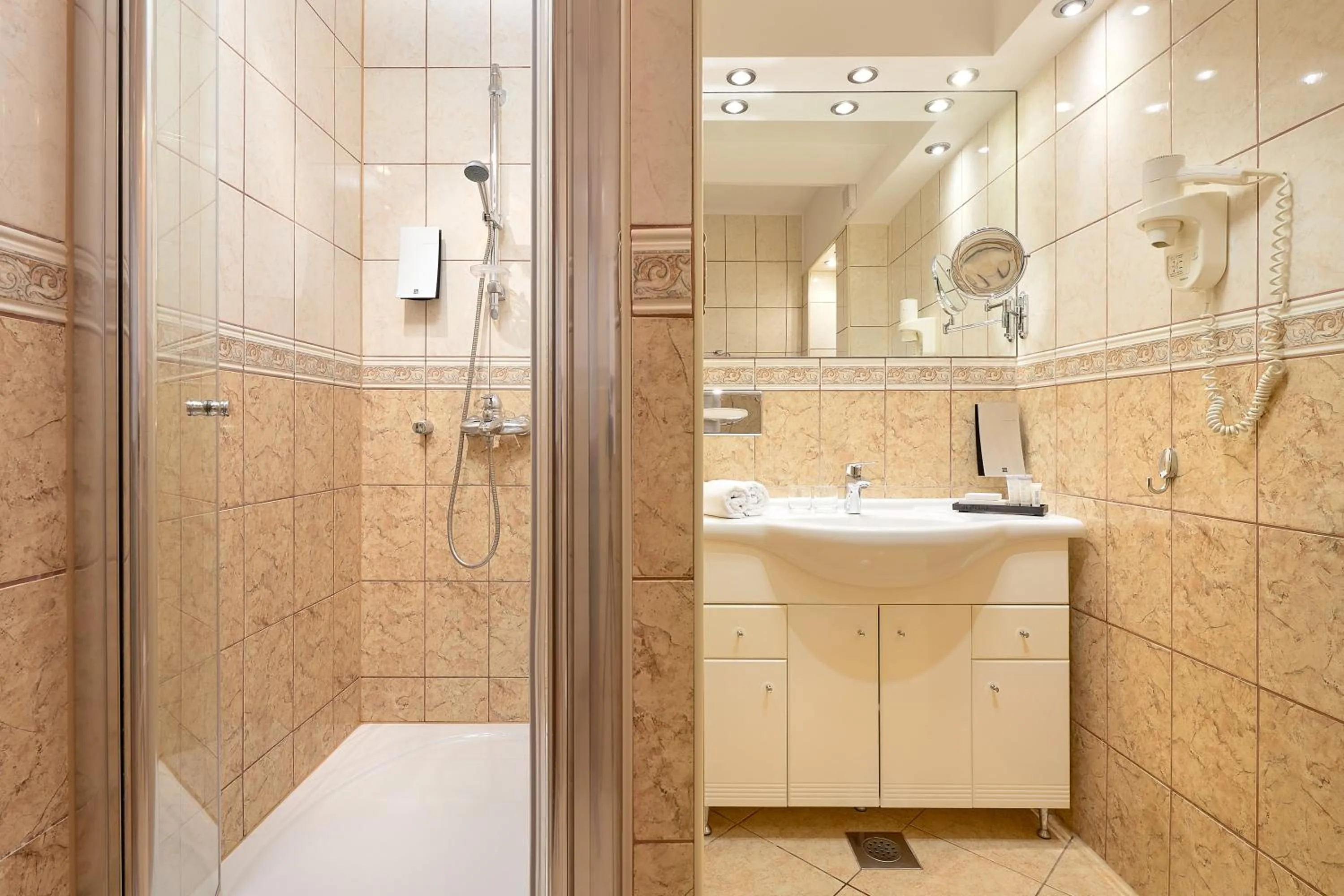 Shower in Villa Andrea