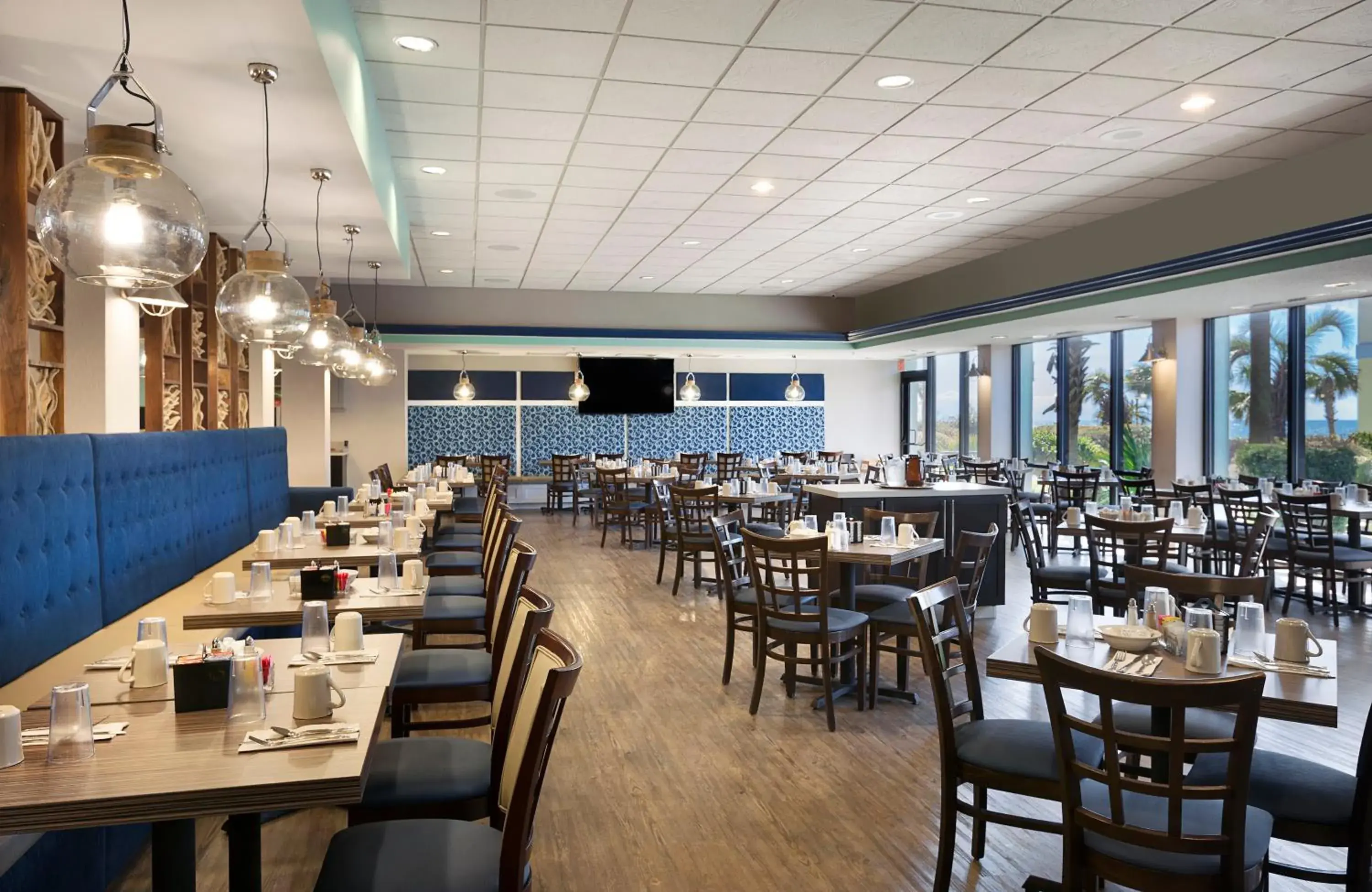 Buffet breakfast in Compass Cove Buffet breakfast in Compass Cove