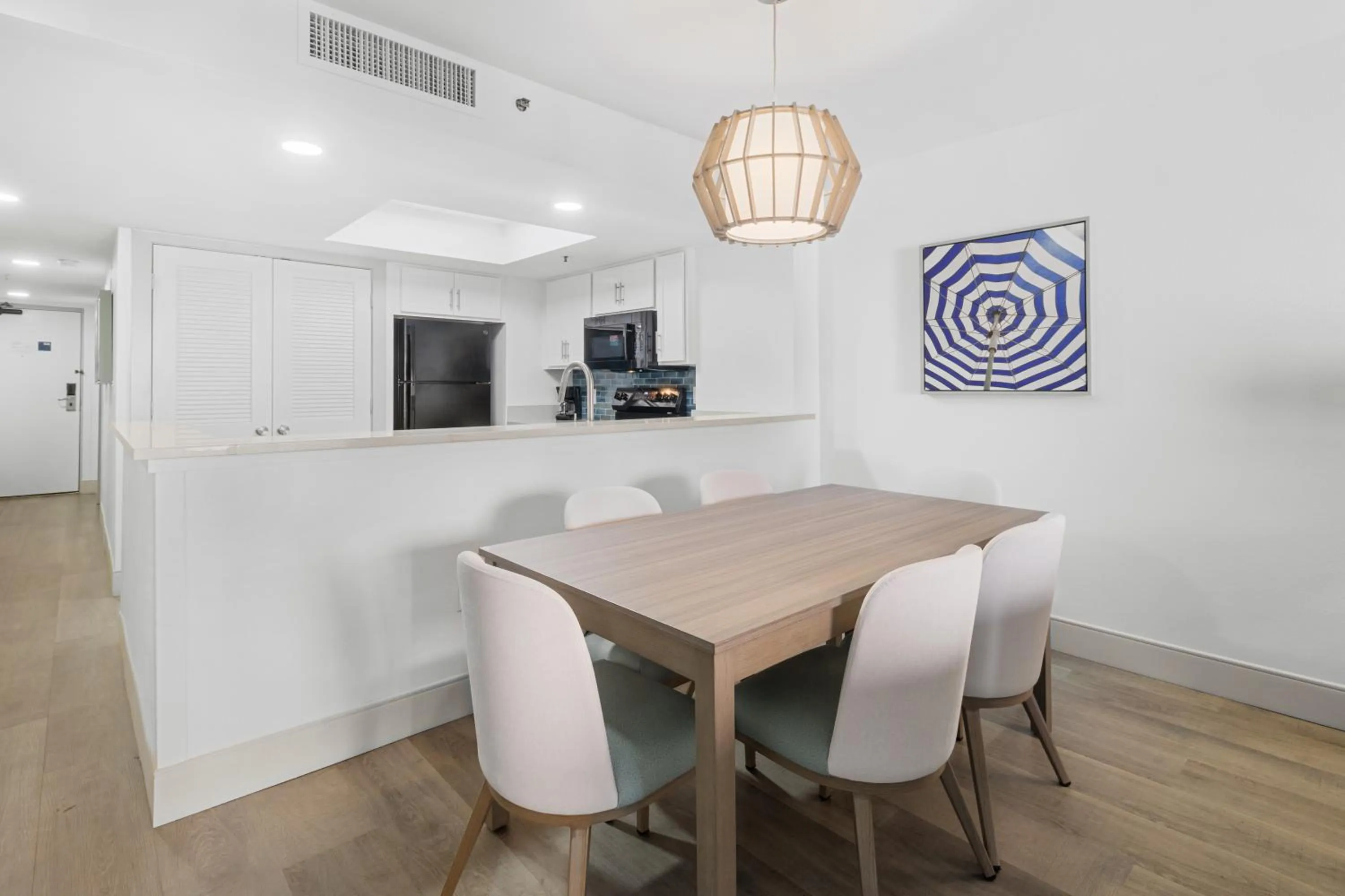 Dining area in Compass Cove