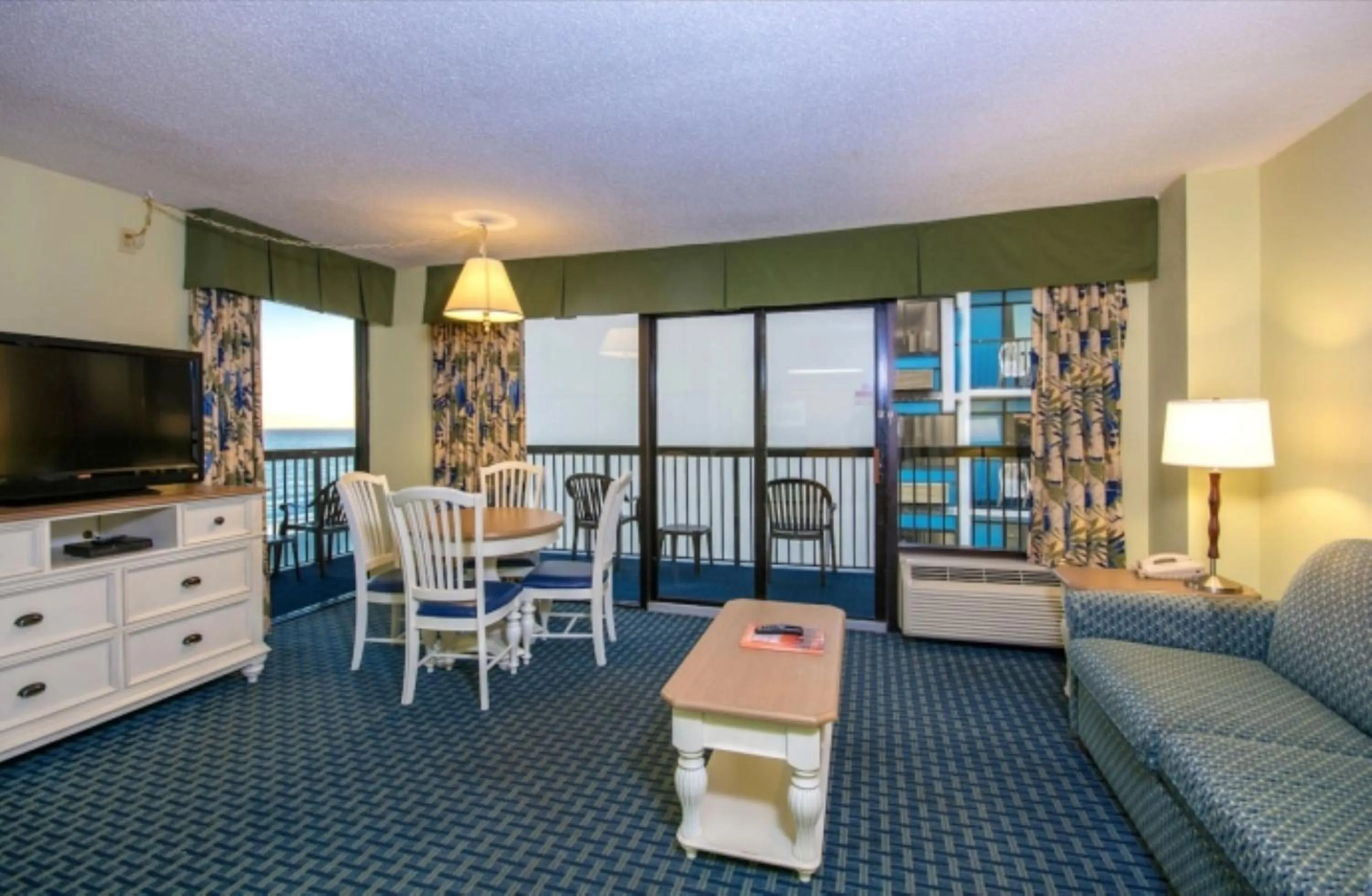 TV and multimedia in Compass Cove