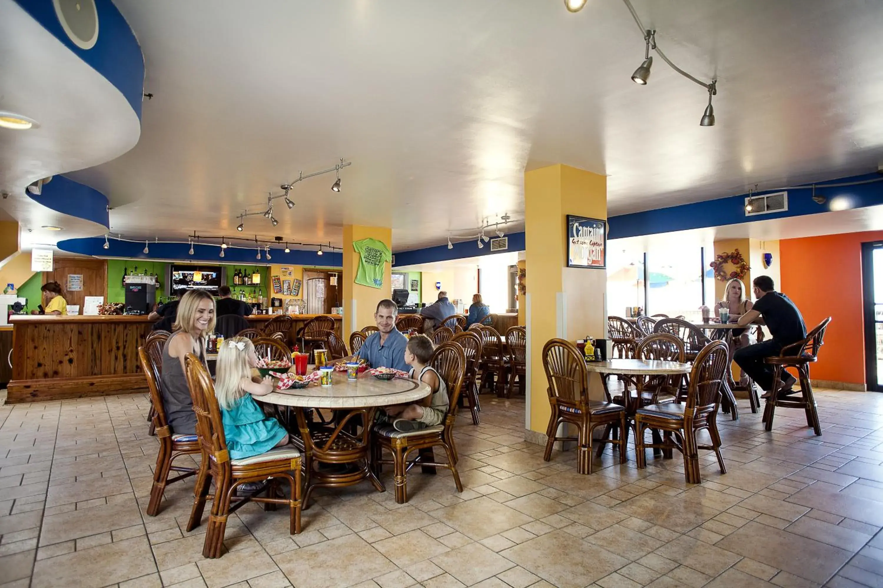 Restaurant/places to eat in Compass Cove Restaurant/places to eat in Compass Cove