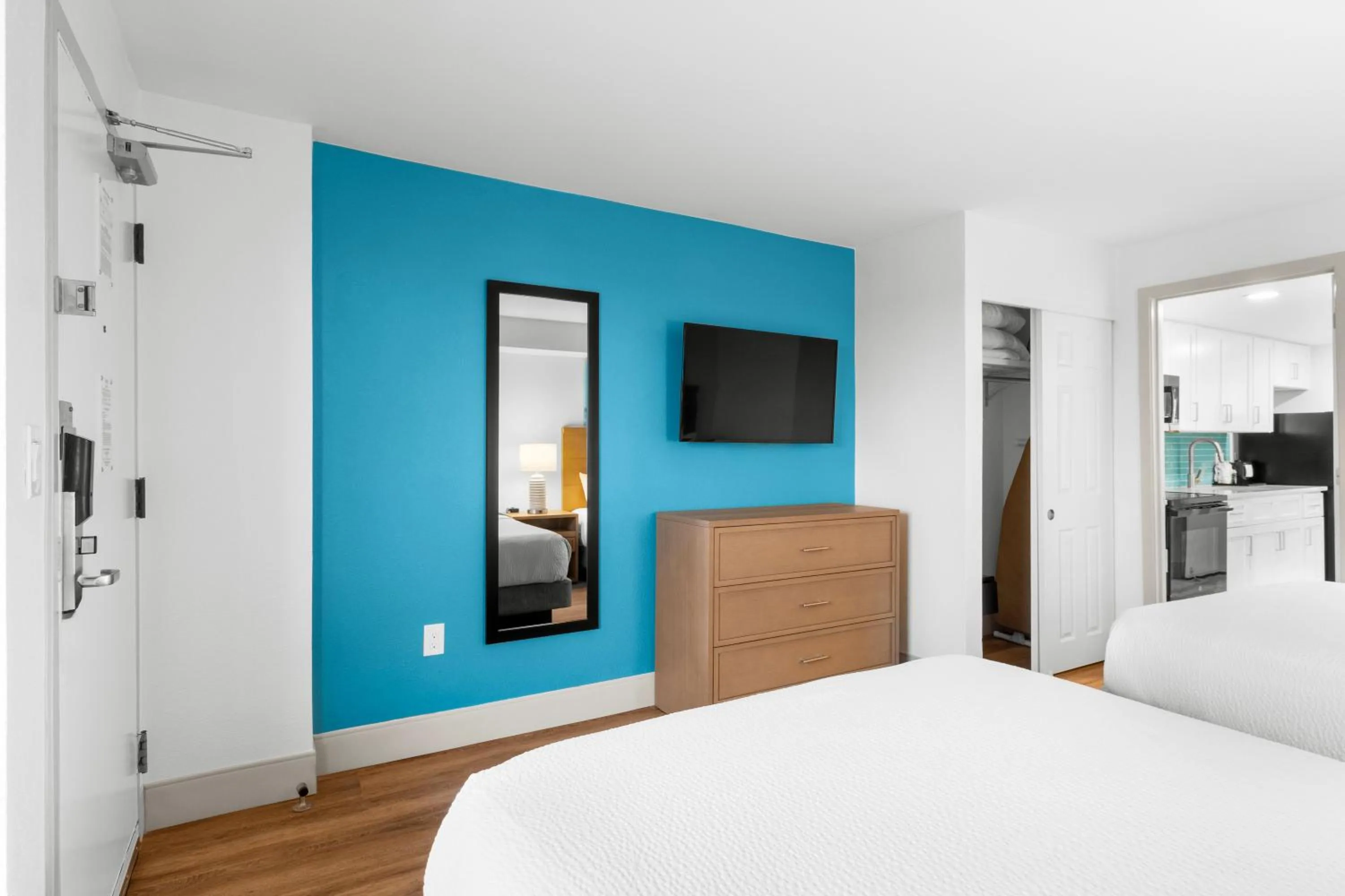 Bedroom, Bed in Caribbean Resort Myrtle Beach