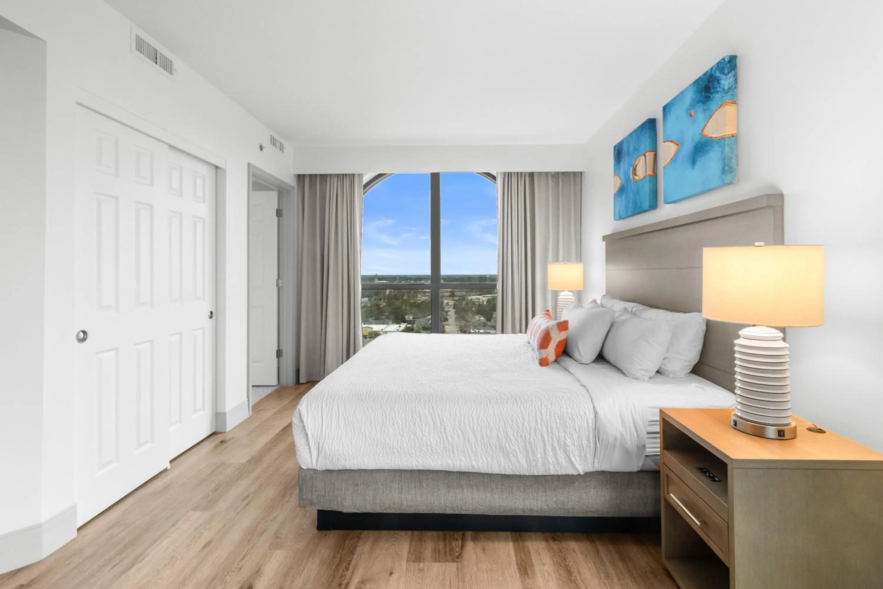 Bedroom, Bed in Caribbean Resort Myrtle Beach