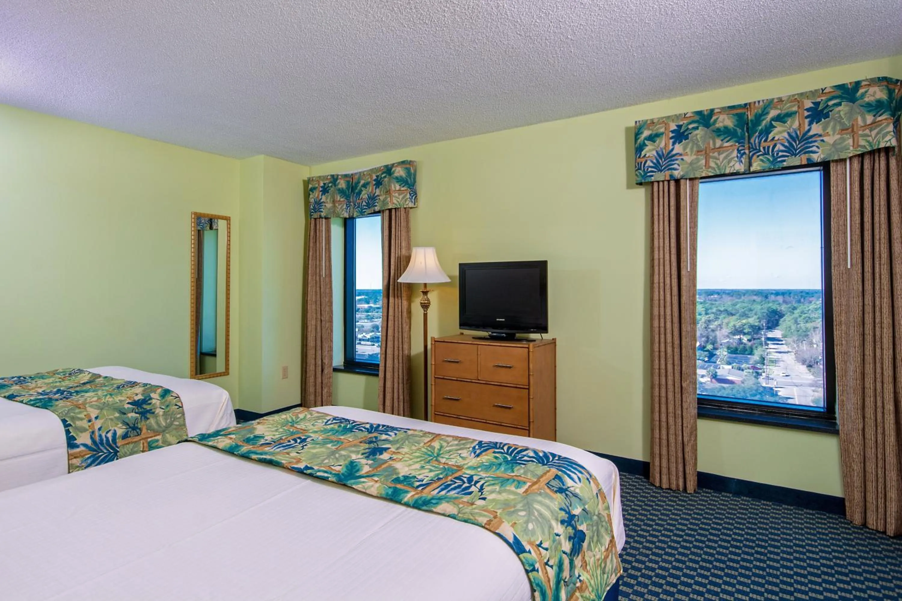 TV and multimedia, Bed in Caribbean Resort Myrtle Beach