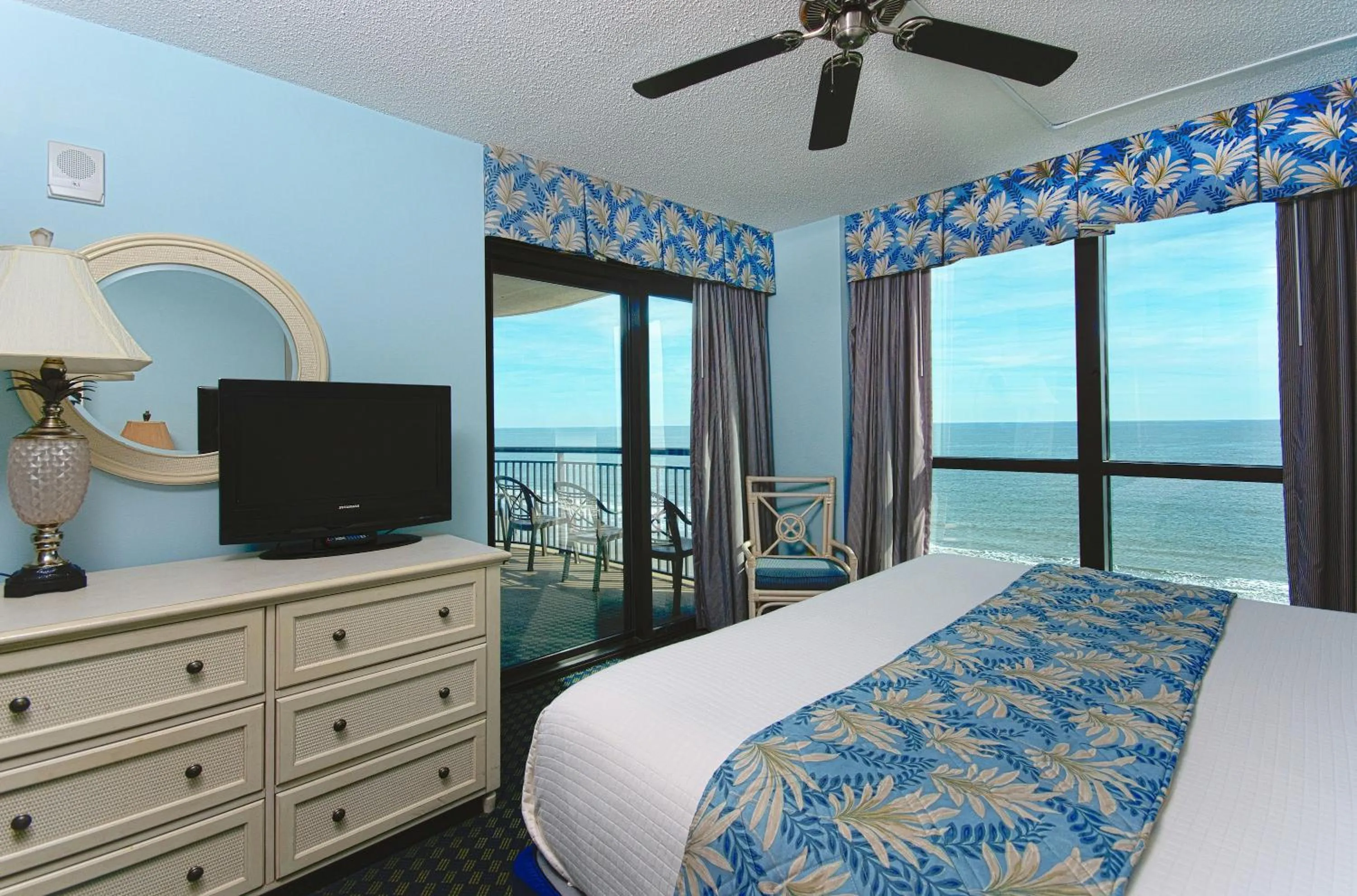 Bed in Caribbean Resort Myrtle Beach