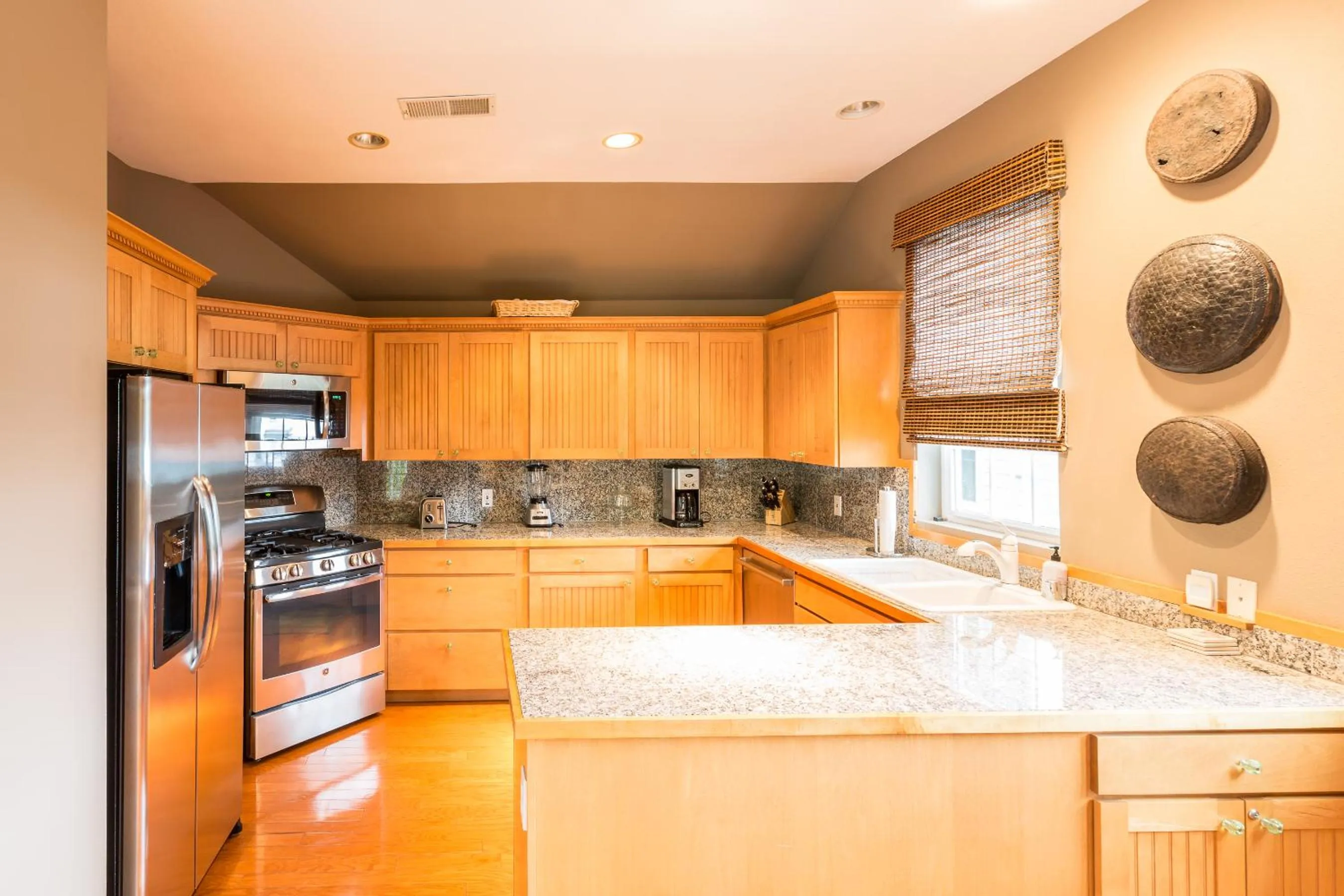 Kitchen or kitchenette in Inn St Helena