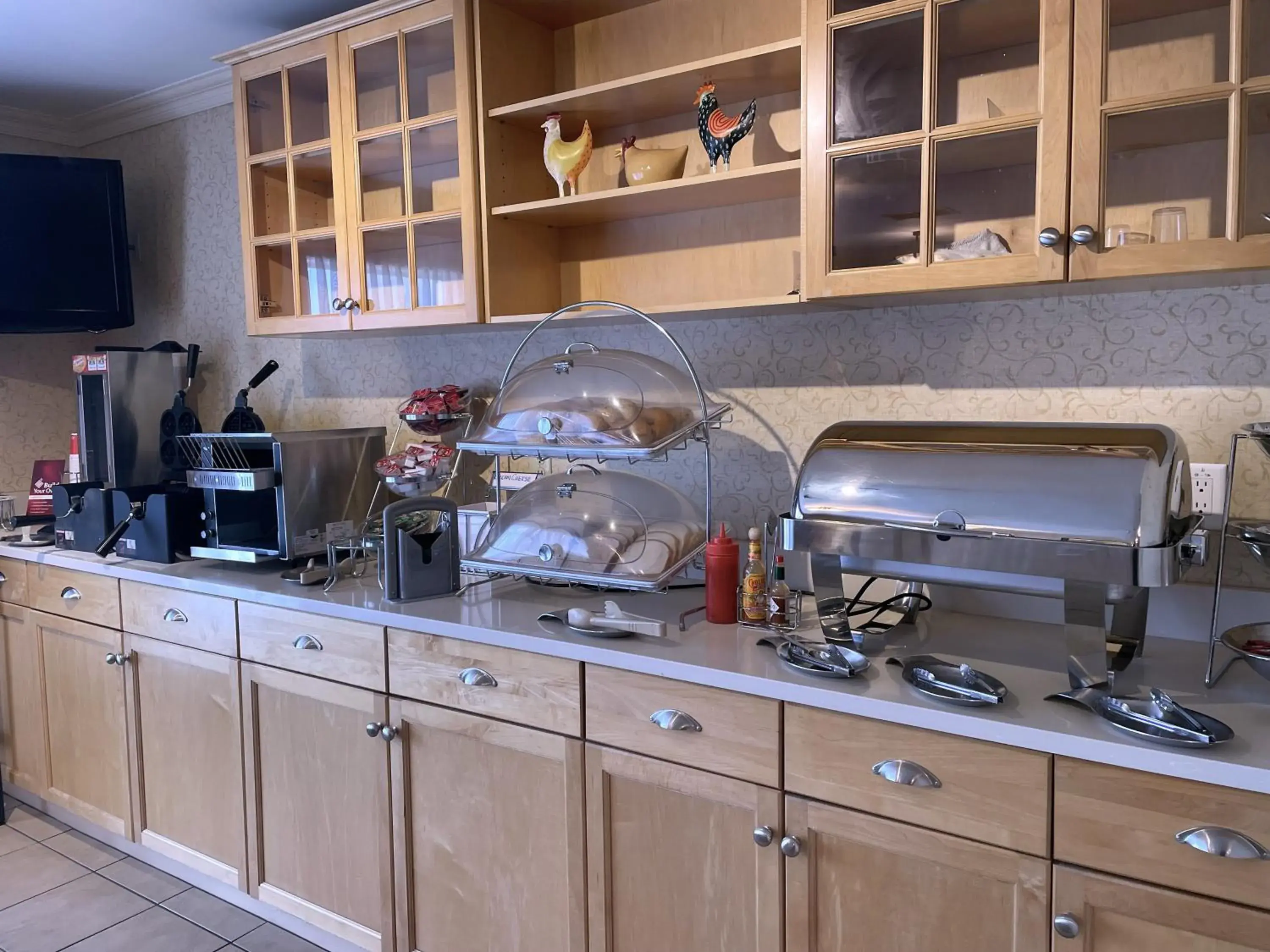 Breakfast in Best Western PLUS Langley Inn Breakfast in Best Western PLUS Langley Inn